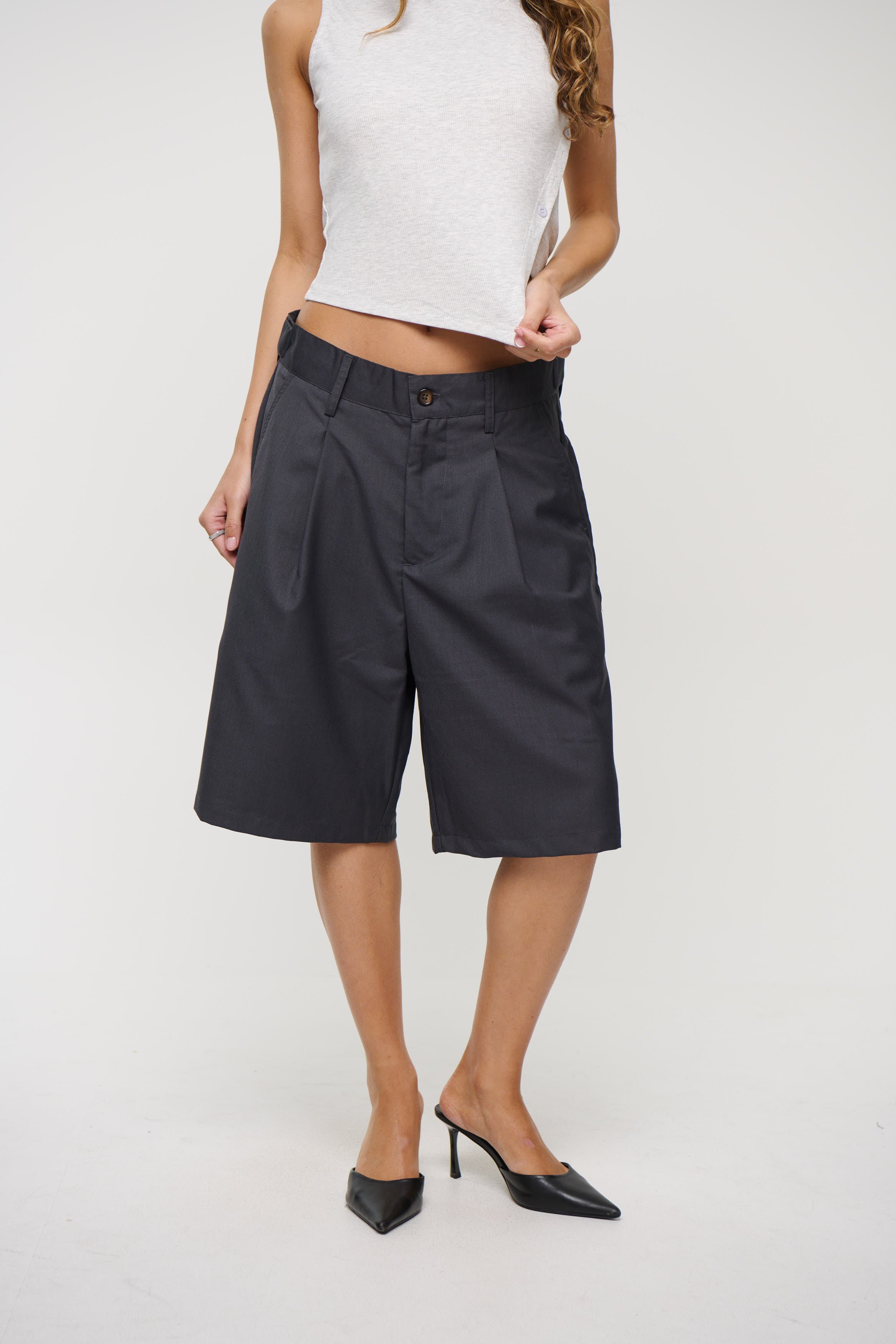 Unisex Dom Relaxed Short Dark Grey
