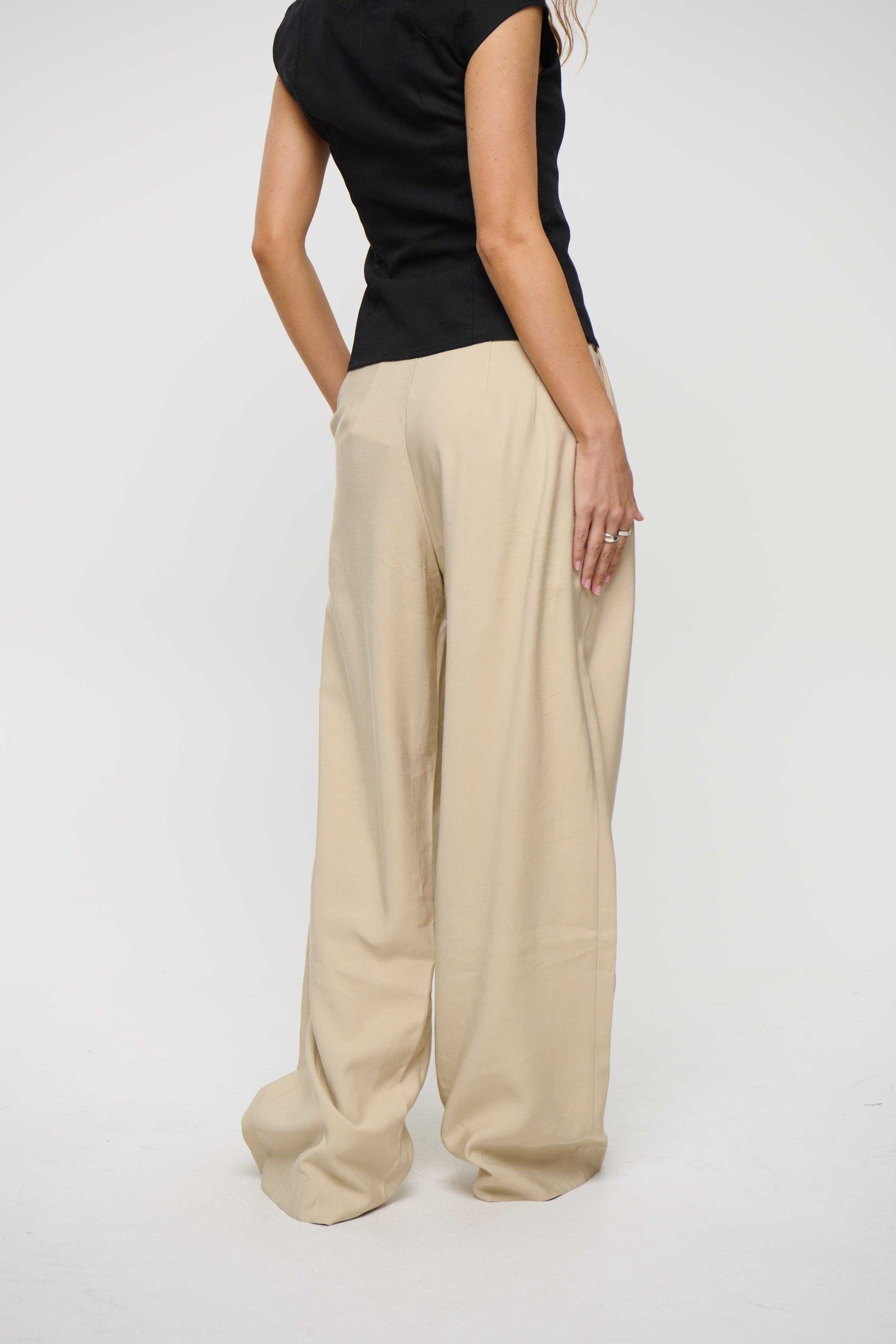 Vanessa Pant Stone