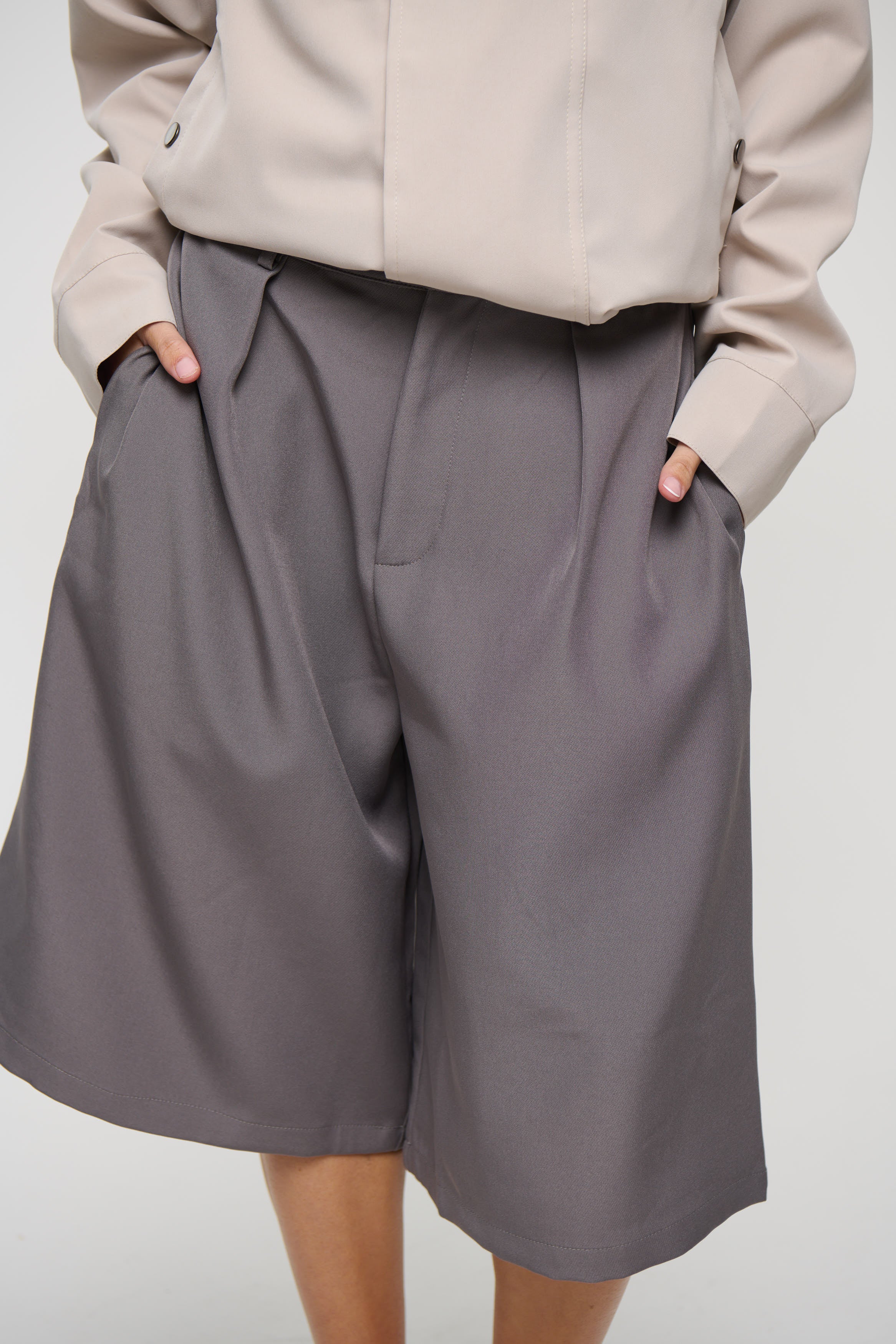 Roni Long Short Dark Grey