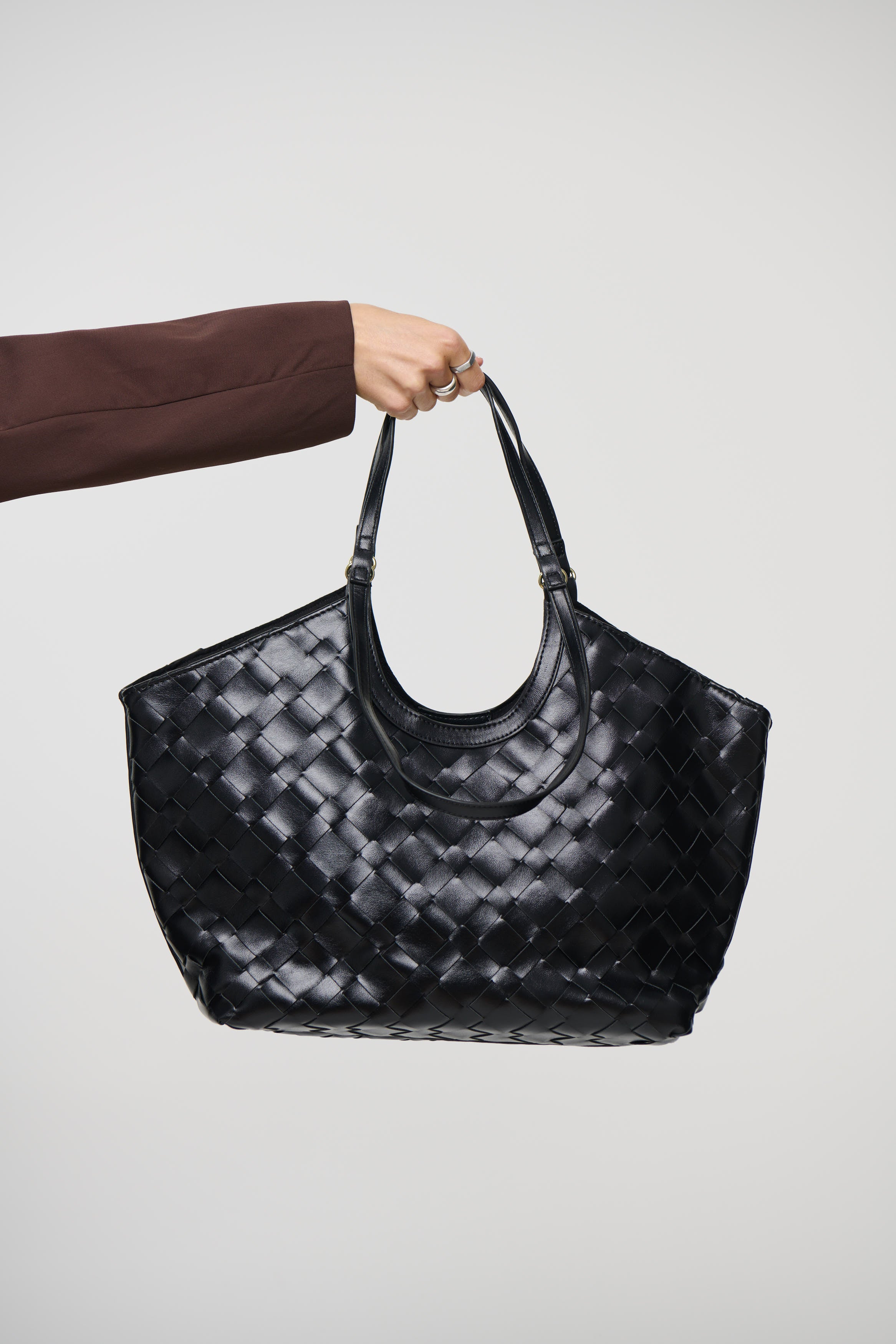 Nyah Woven Bag Black