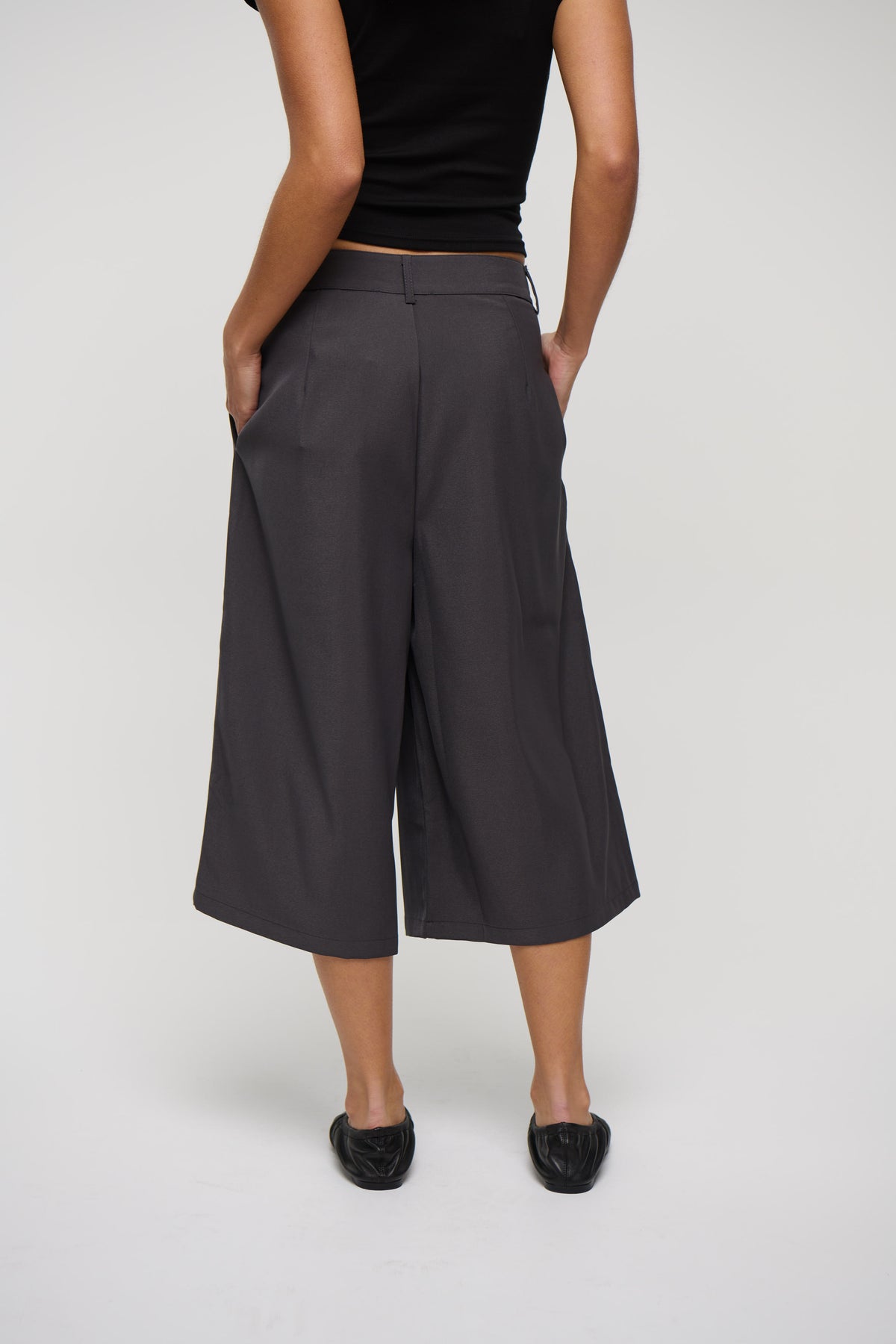 Kareena Long Short Charcoal