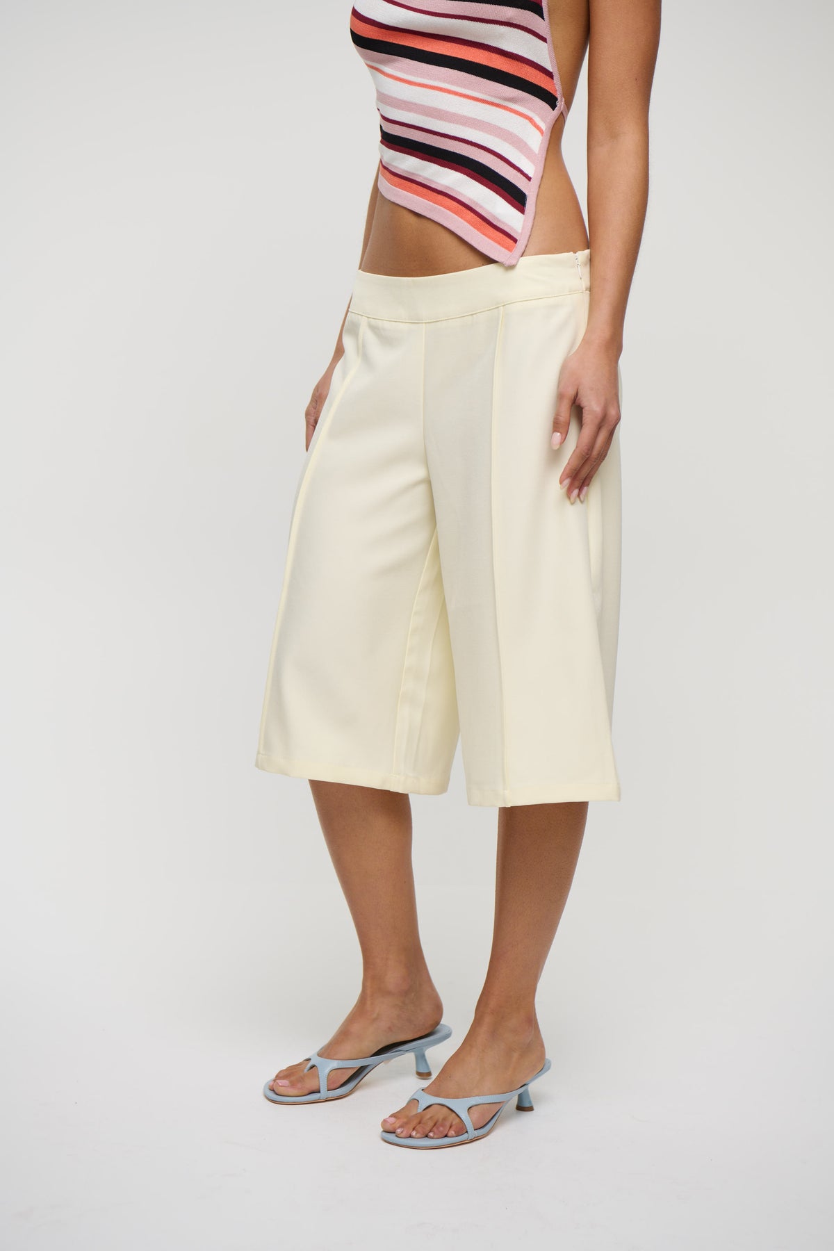 Tia Bermuda Short Cream