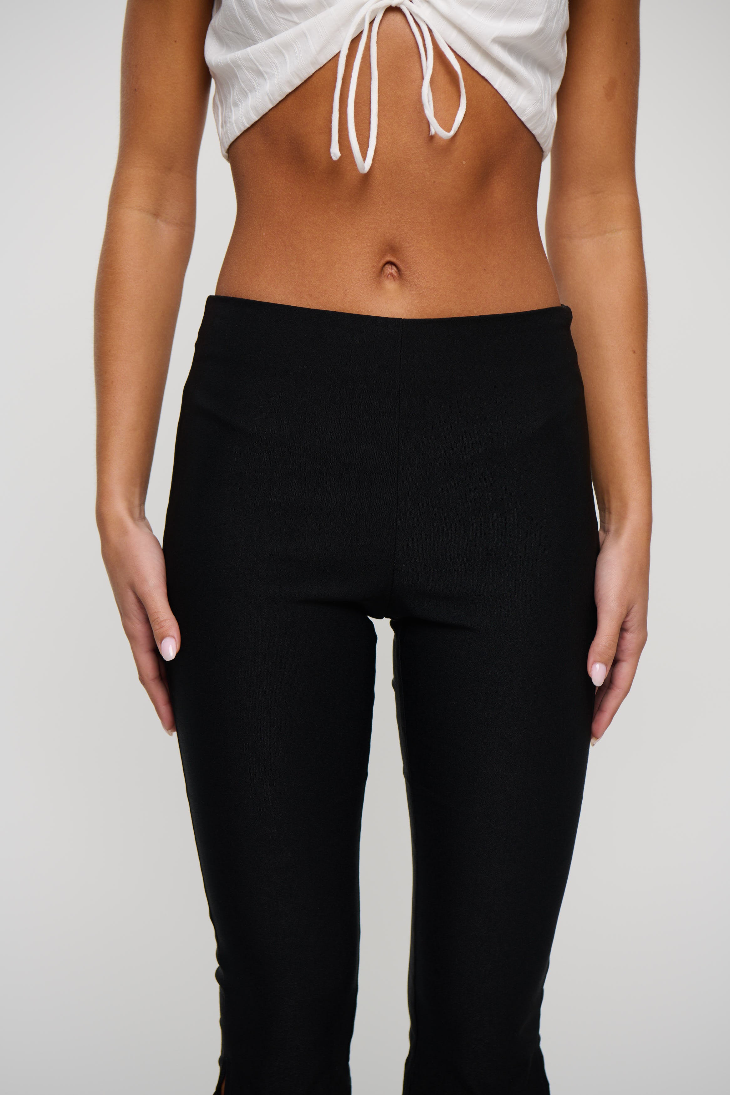 Brittany Capri Black
