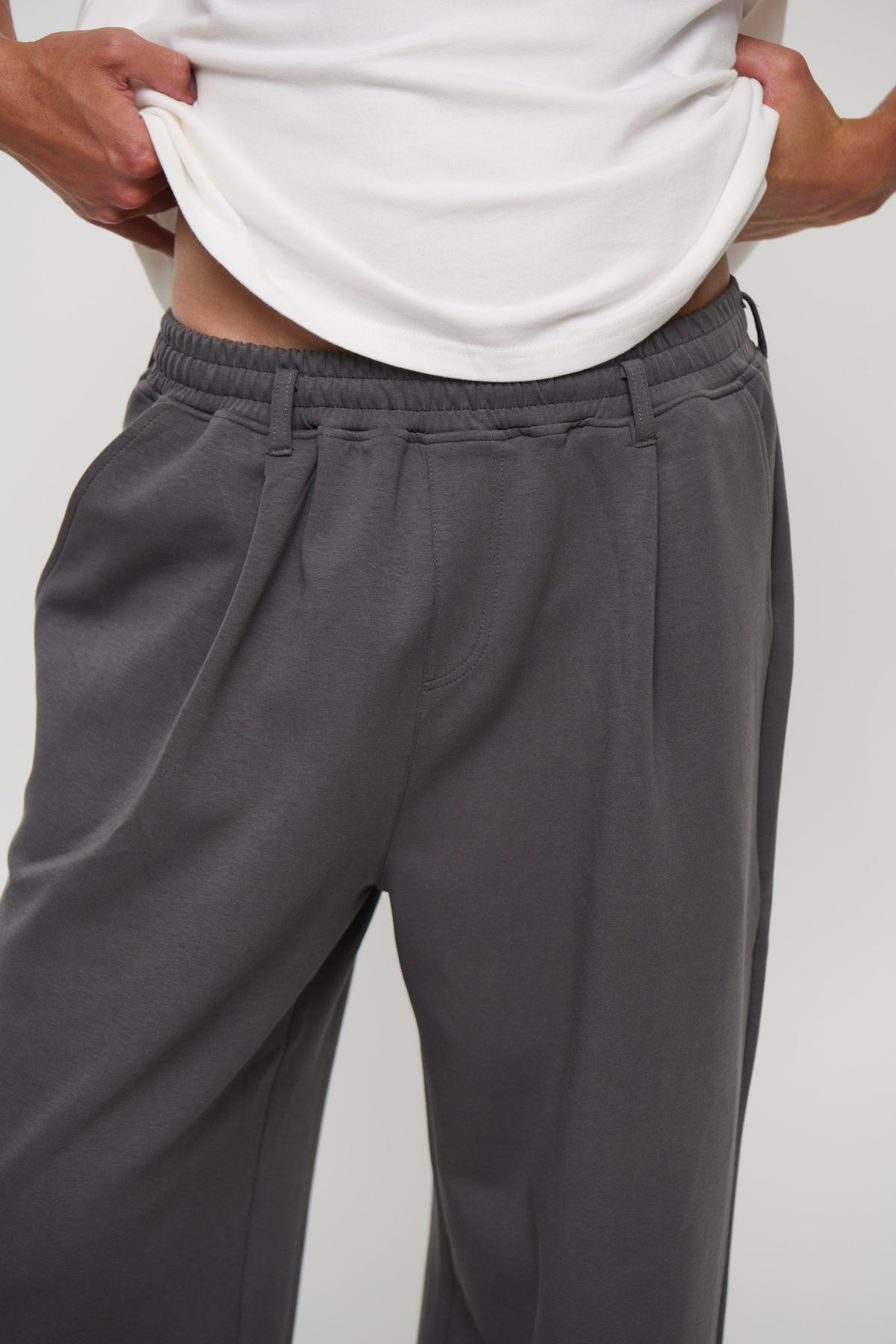 Carter Track Pant Dark Grey