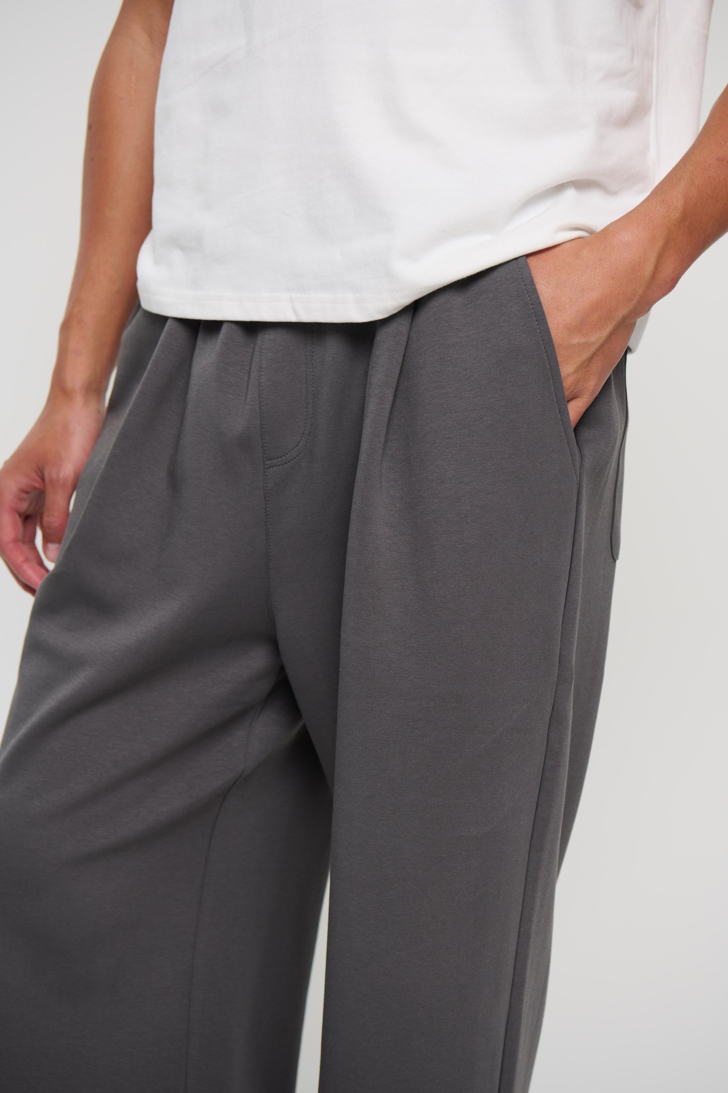 Carter Track Pant Dark Grey