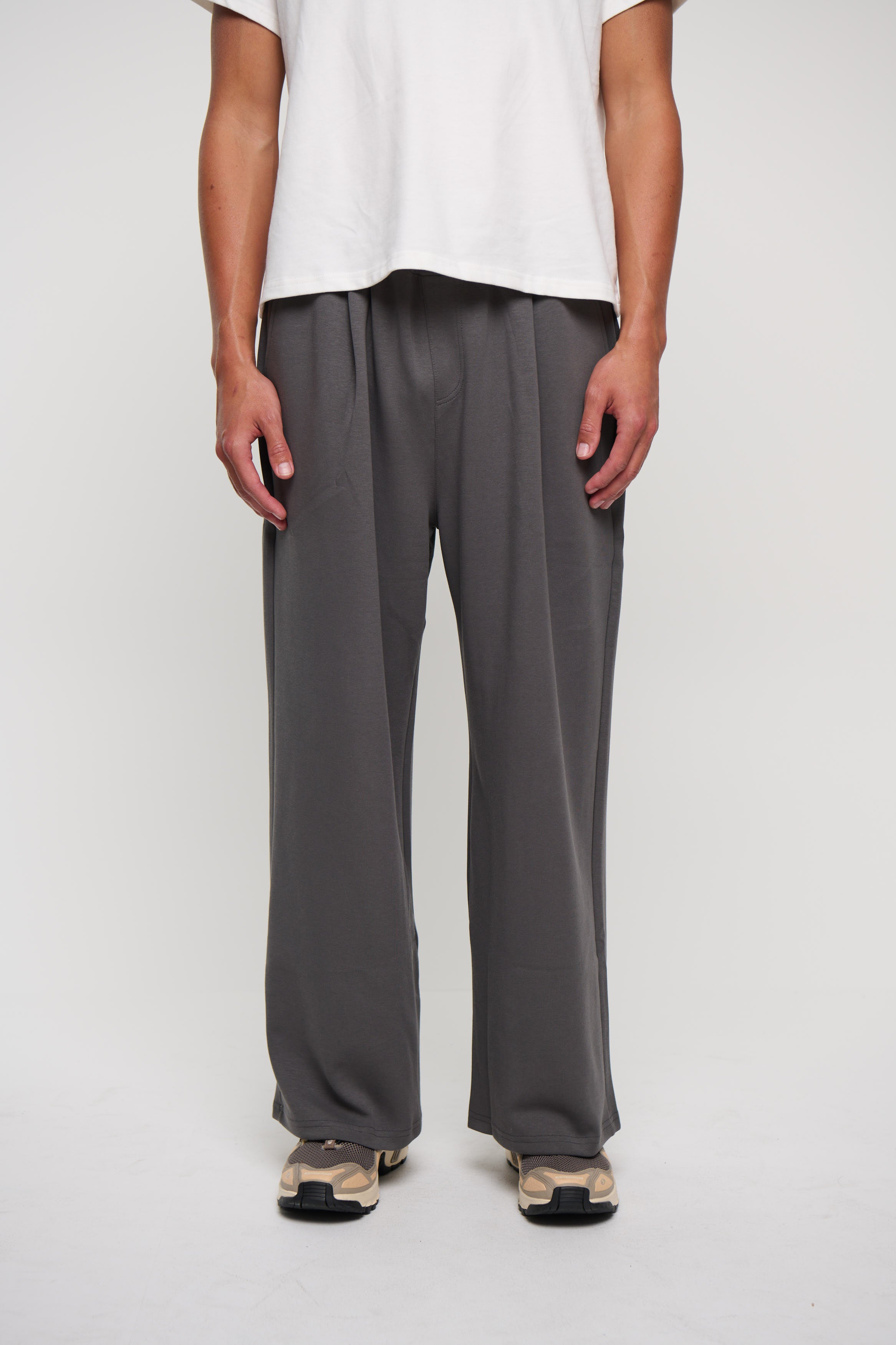 Carter Track Pant Dark Grey