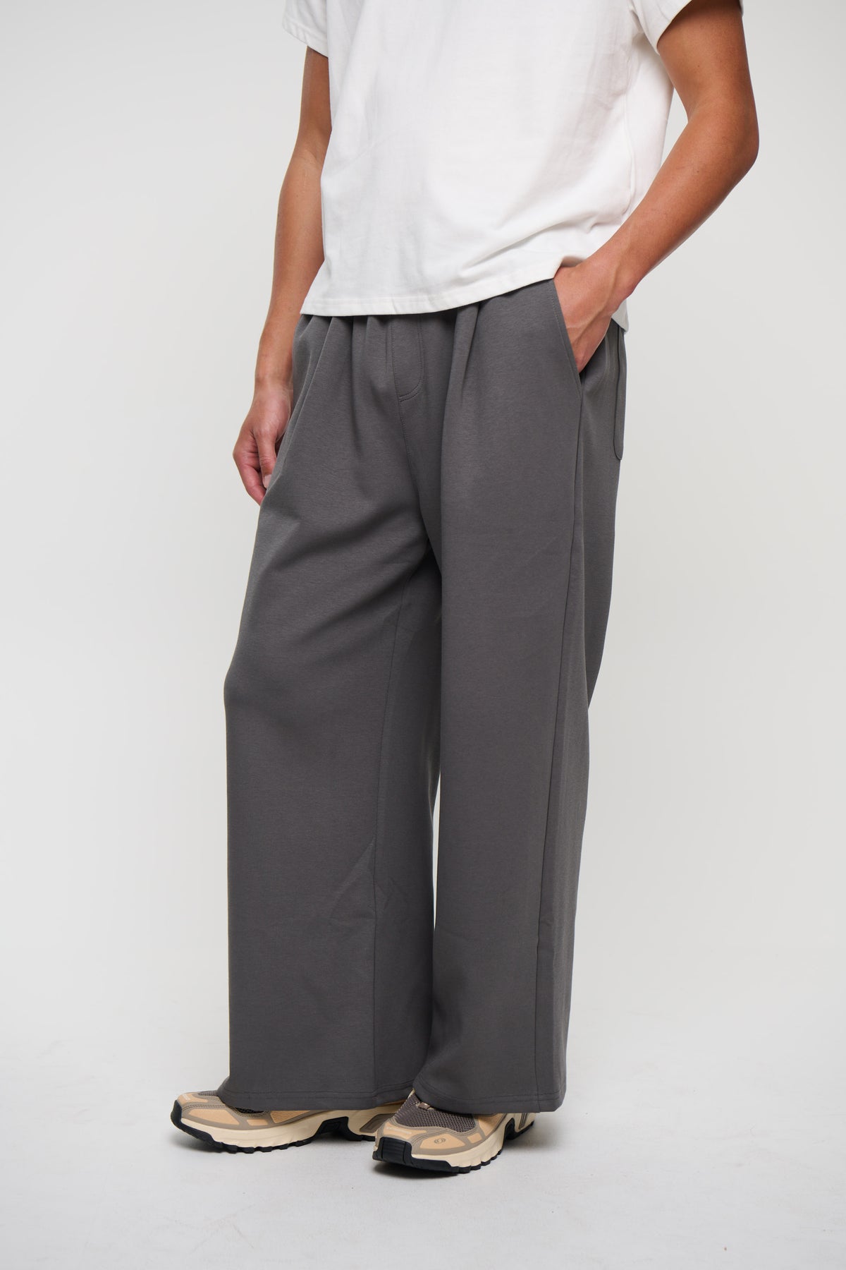 Carter Track Pant Dark Grey