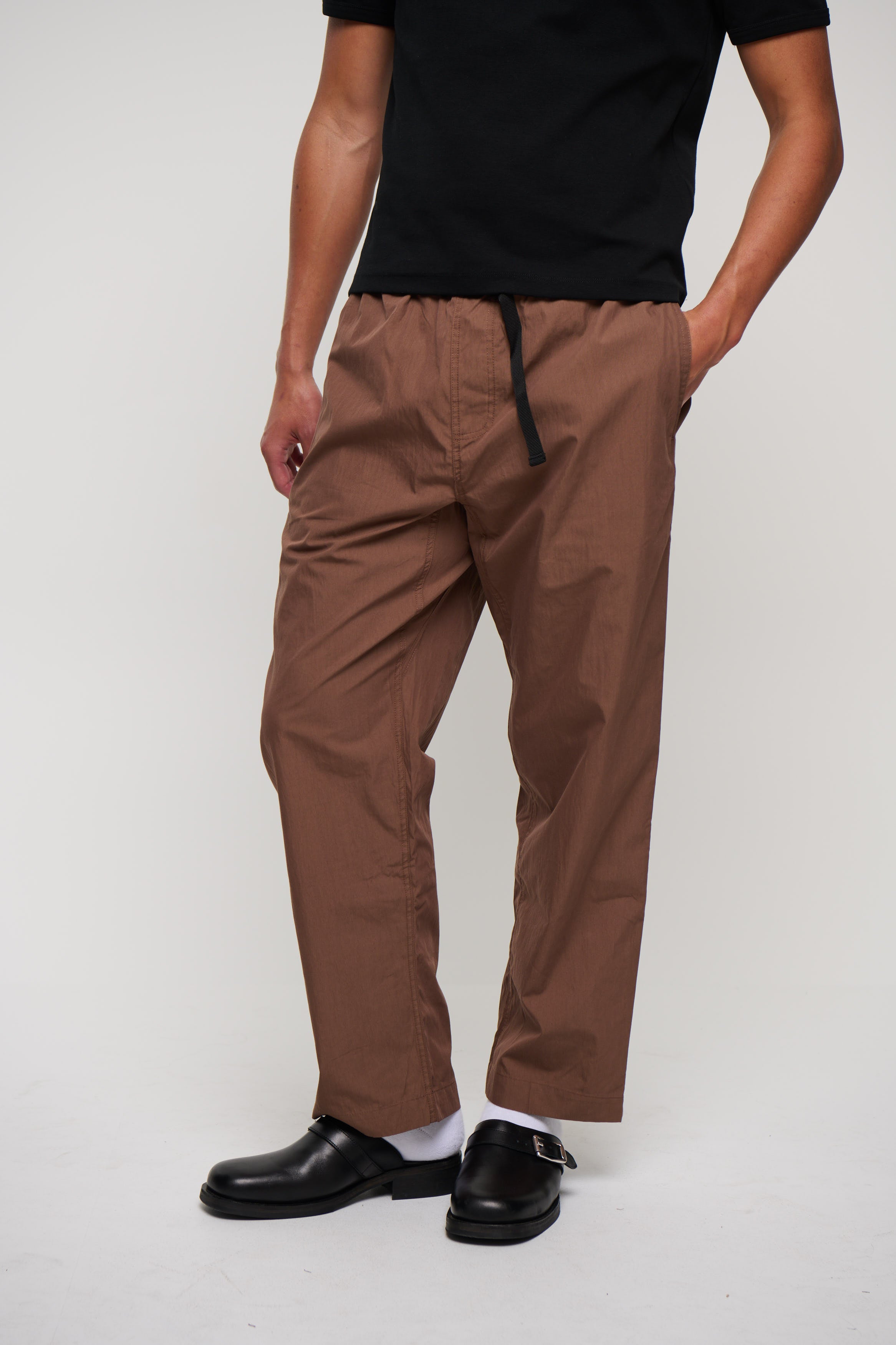 Charlie Baggy Nylon Pant Choc