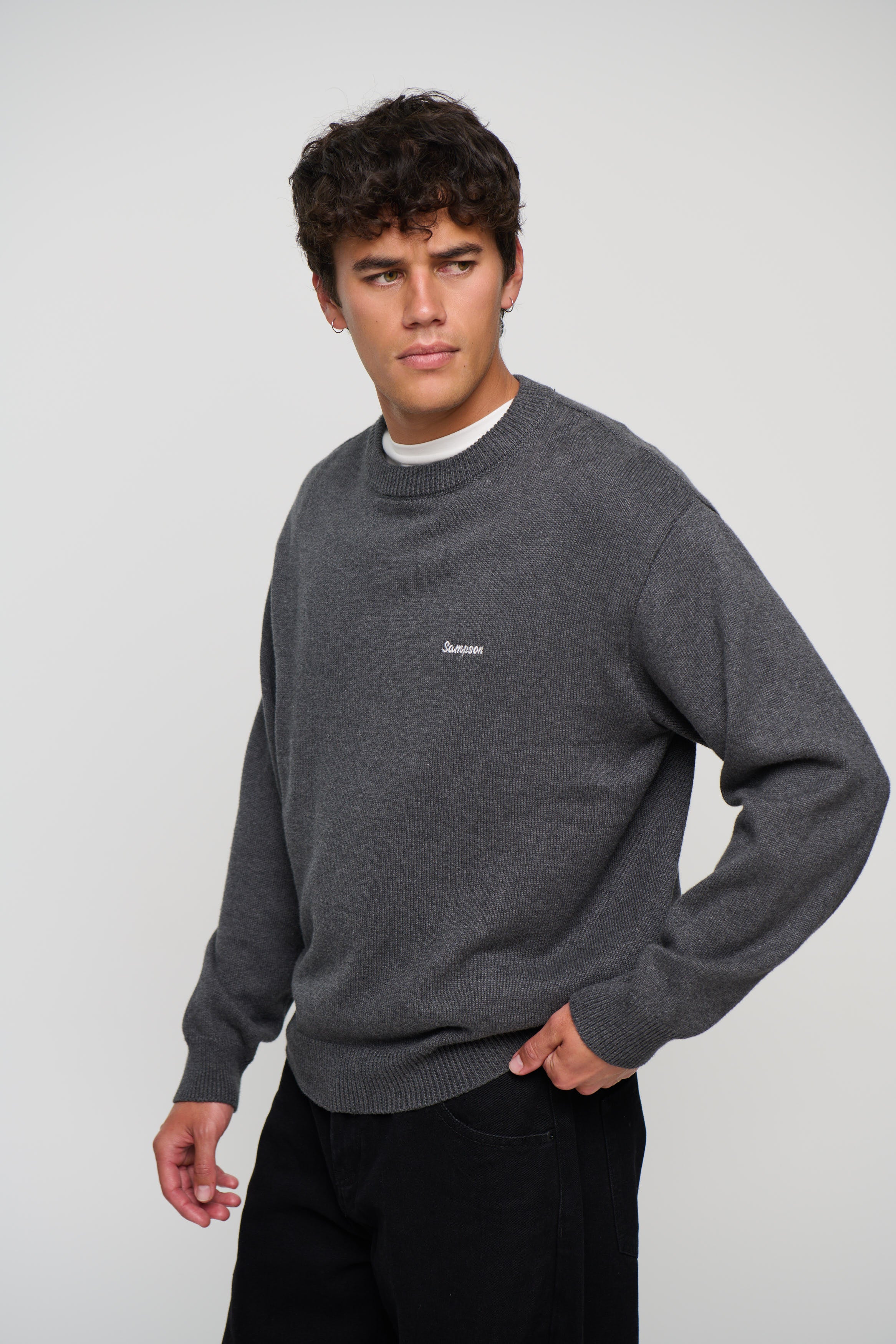Embroid Crew Neck Knit Dark Grey