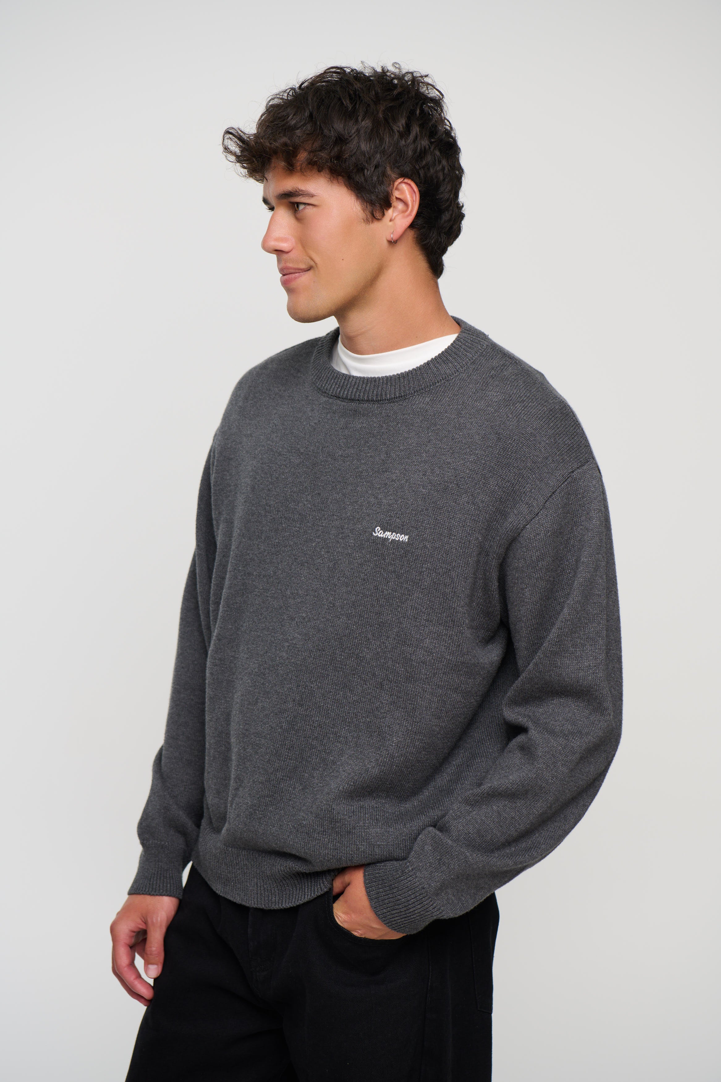 Embroid Crew Neck Knit Dark Grey
