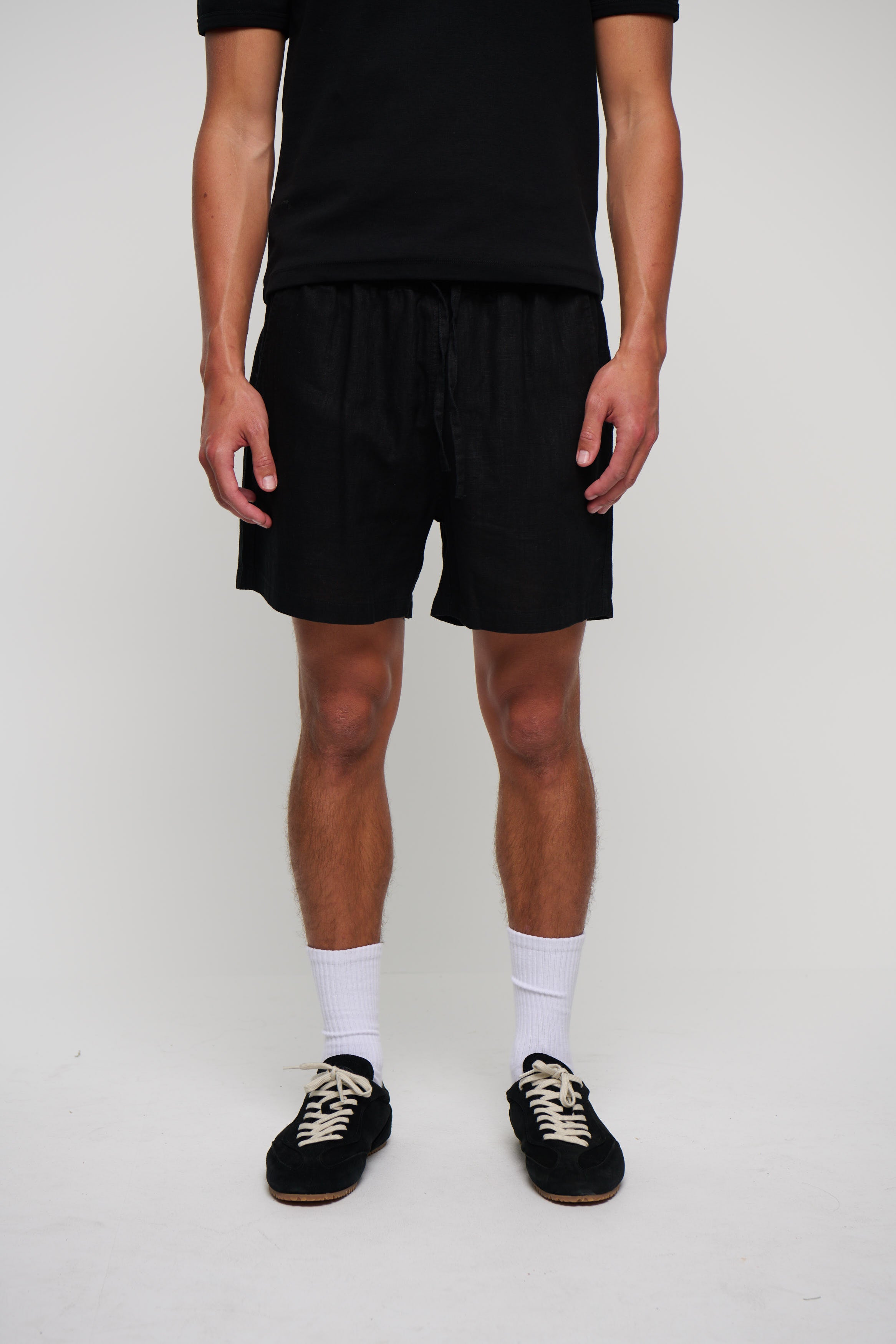 NTH Felix Linen Short Black
