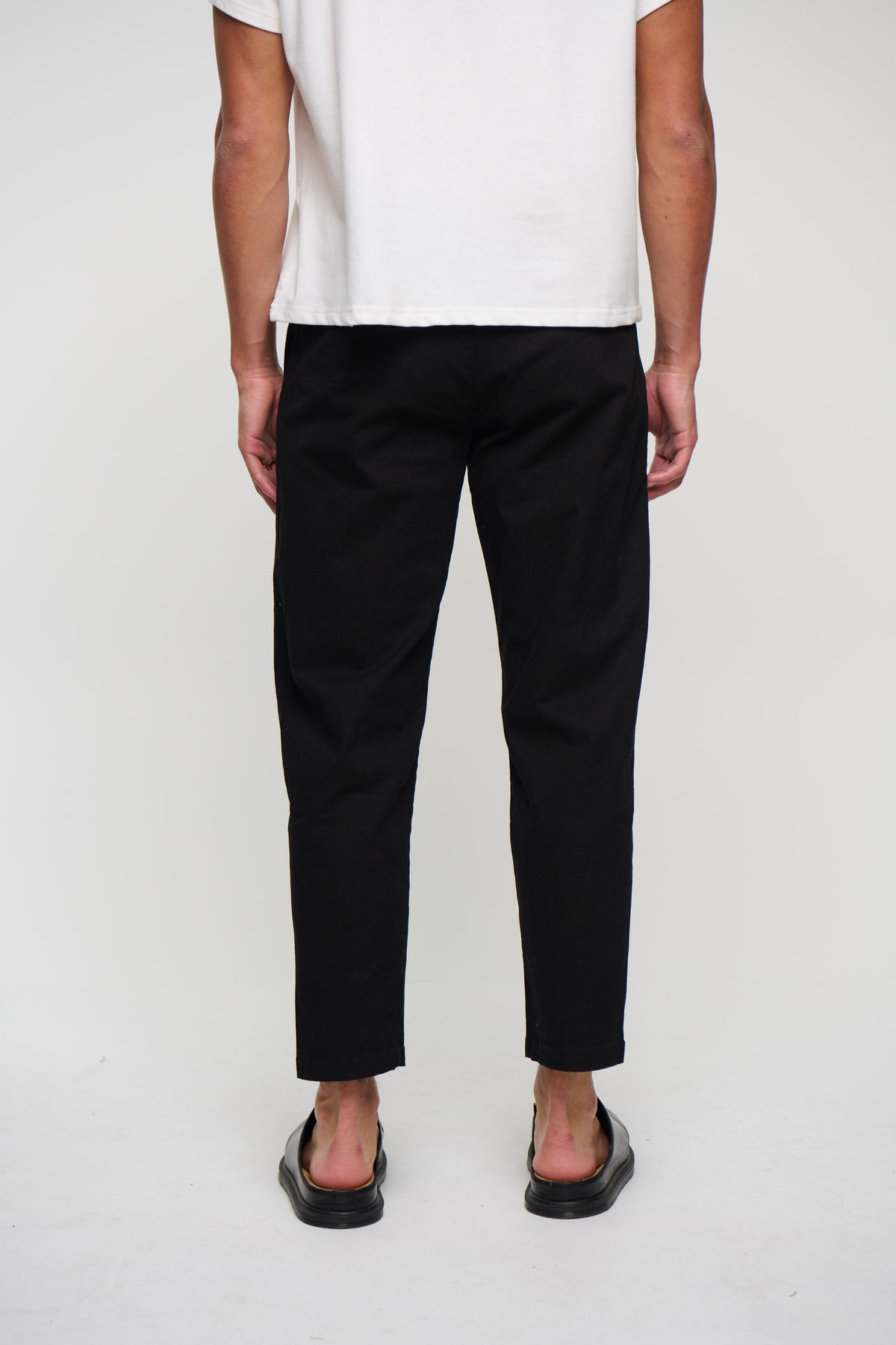 NTH Cropped Pleat Pant Black