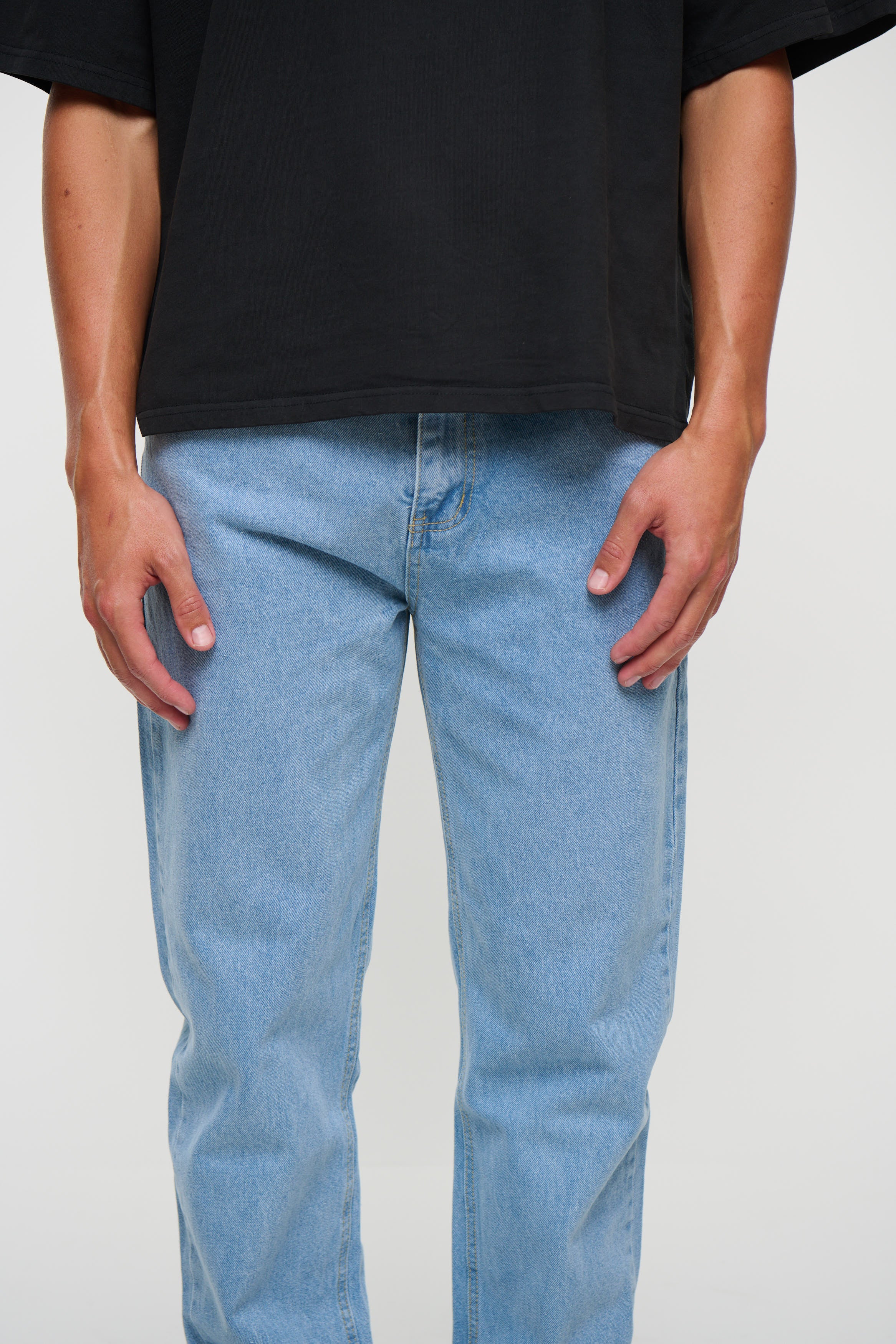 Linton Relaxed Denim Light