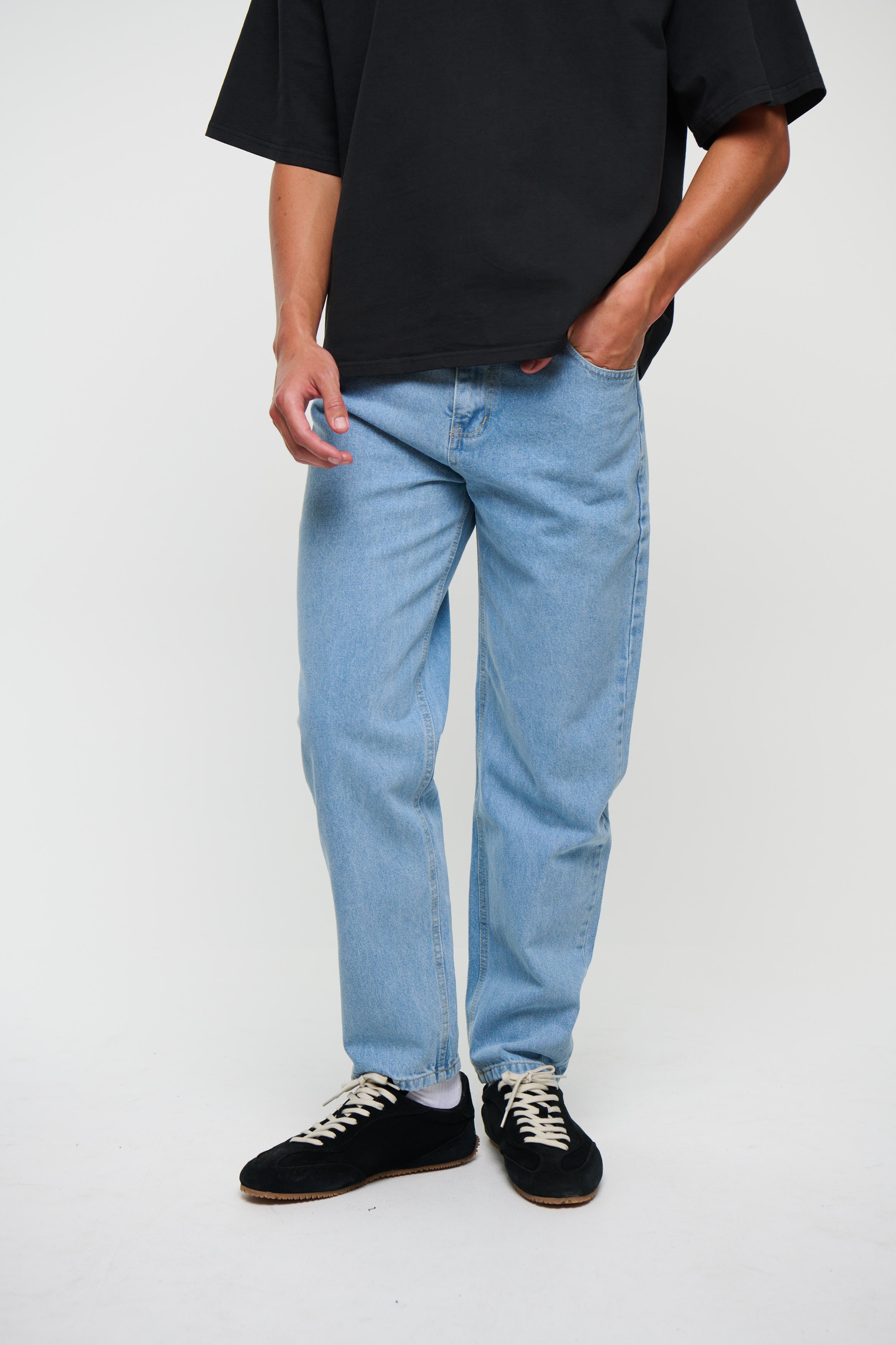Linton Relaxed Denim Light