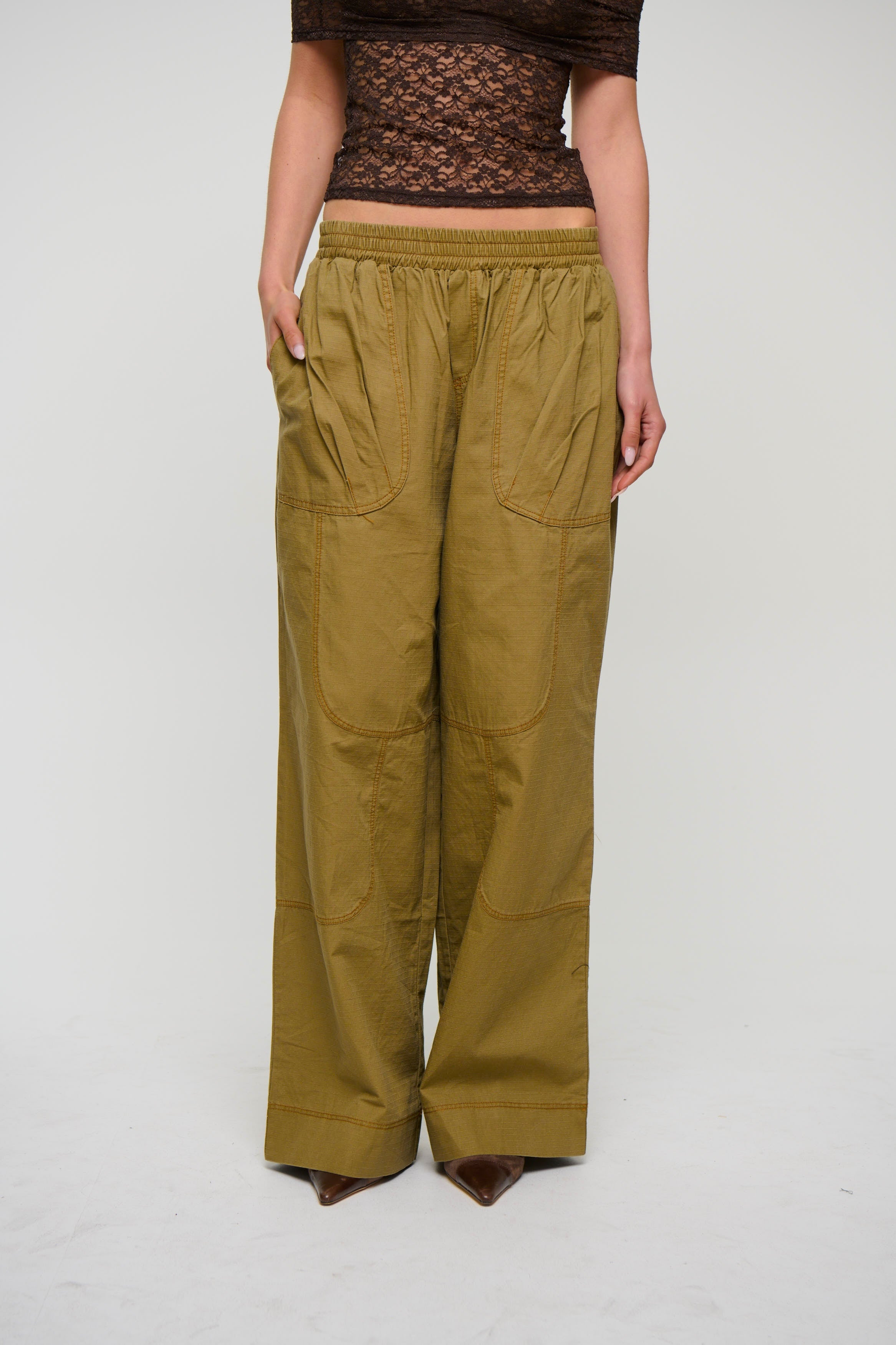 Alyssia Pant Khaki
