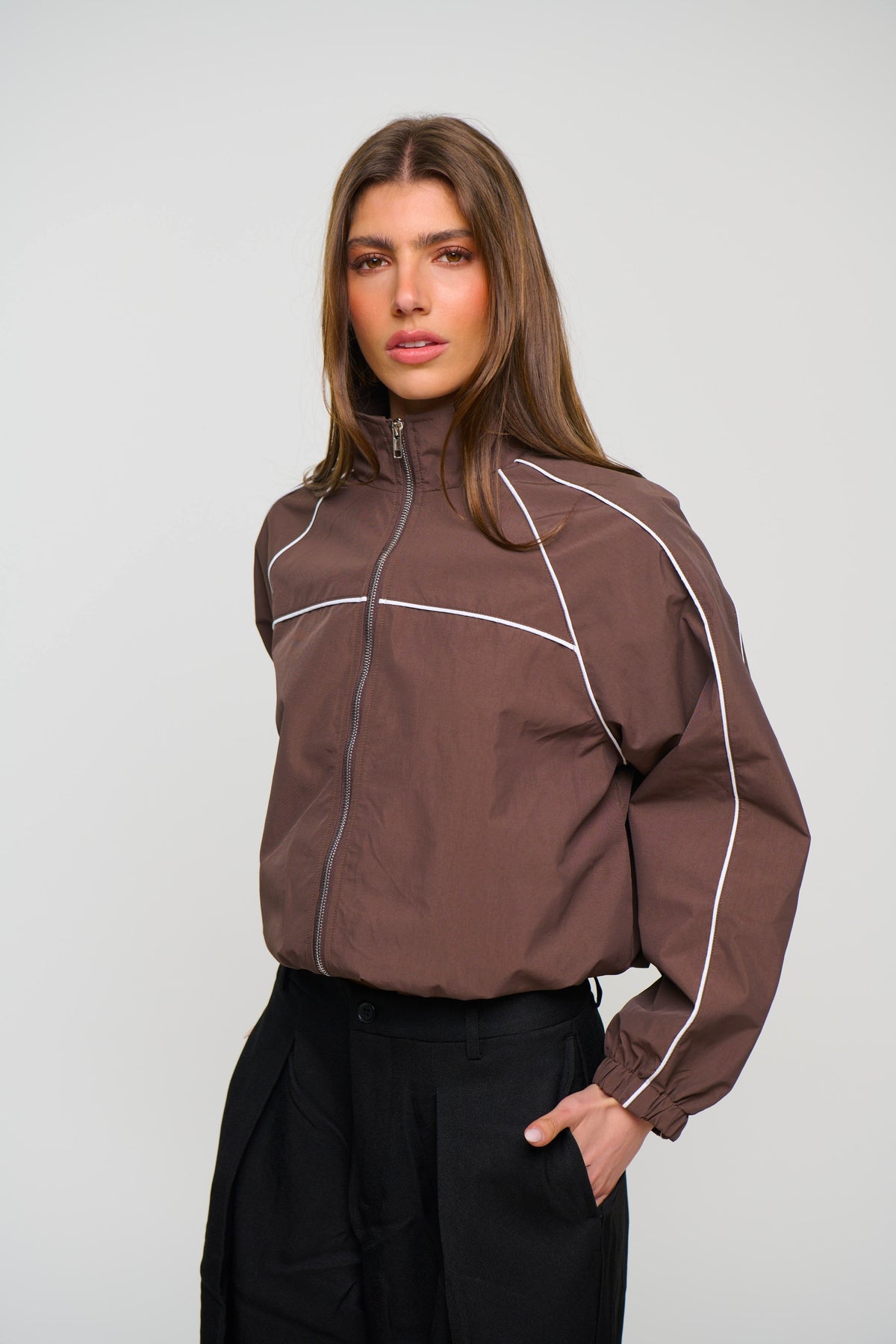 Bohdi Windbreaker Chocolate
