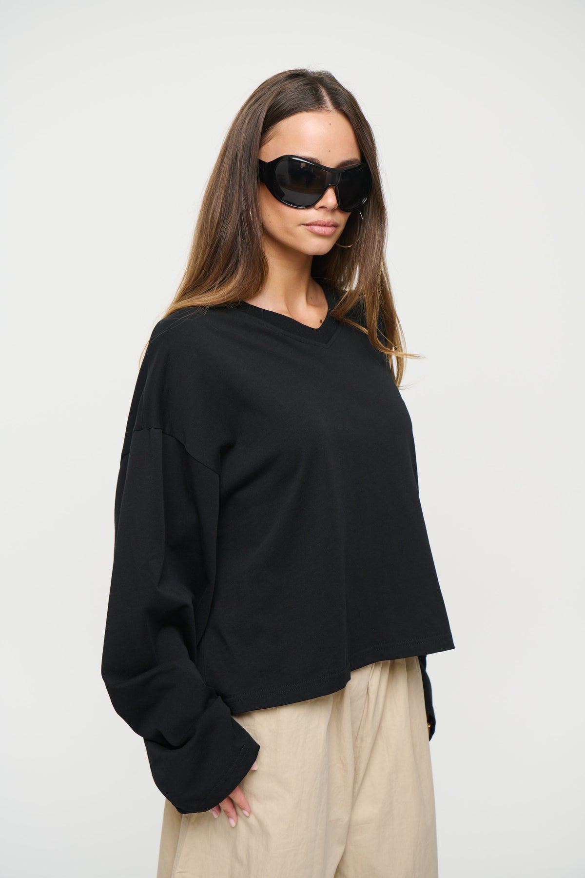Bloom V Long Sleeve Onyx