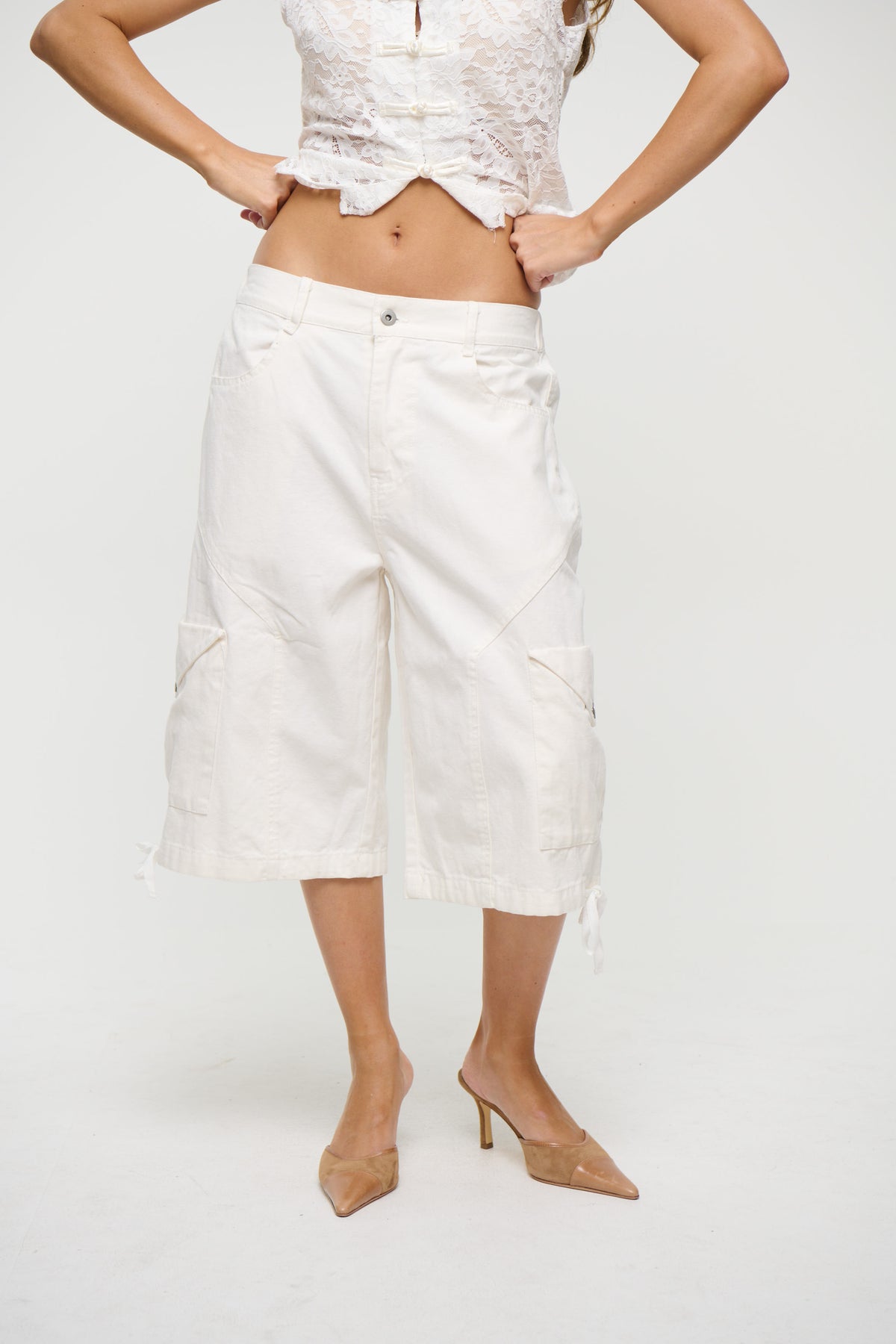 Annie Cargo Short White