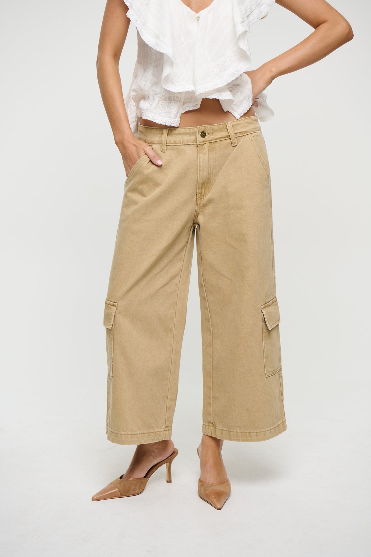 Carrie Cargo Camel