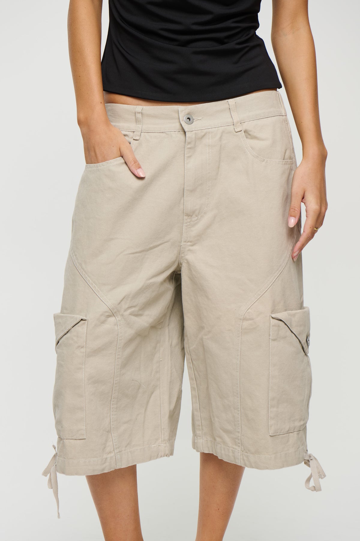 Annie Cargo Short Stone