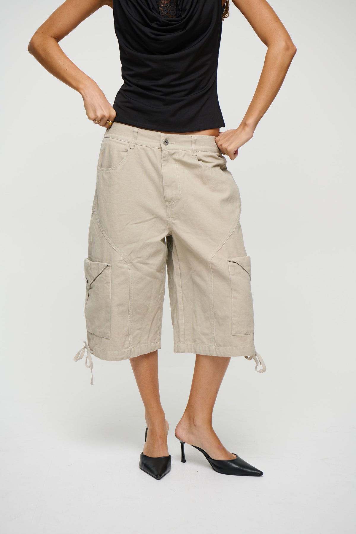 Annie Cargo Short Stone