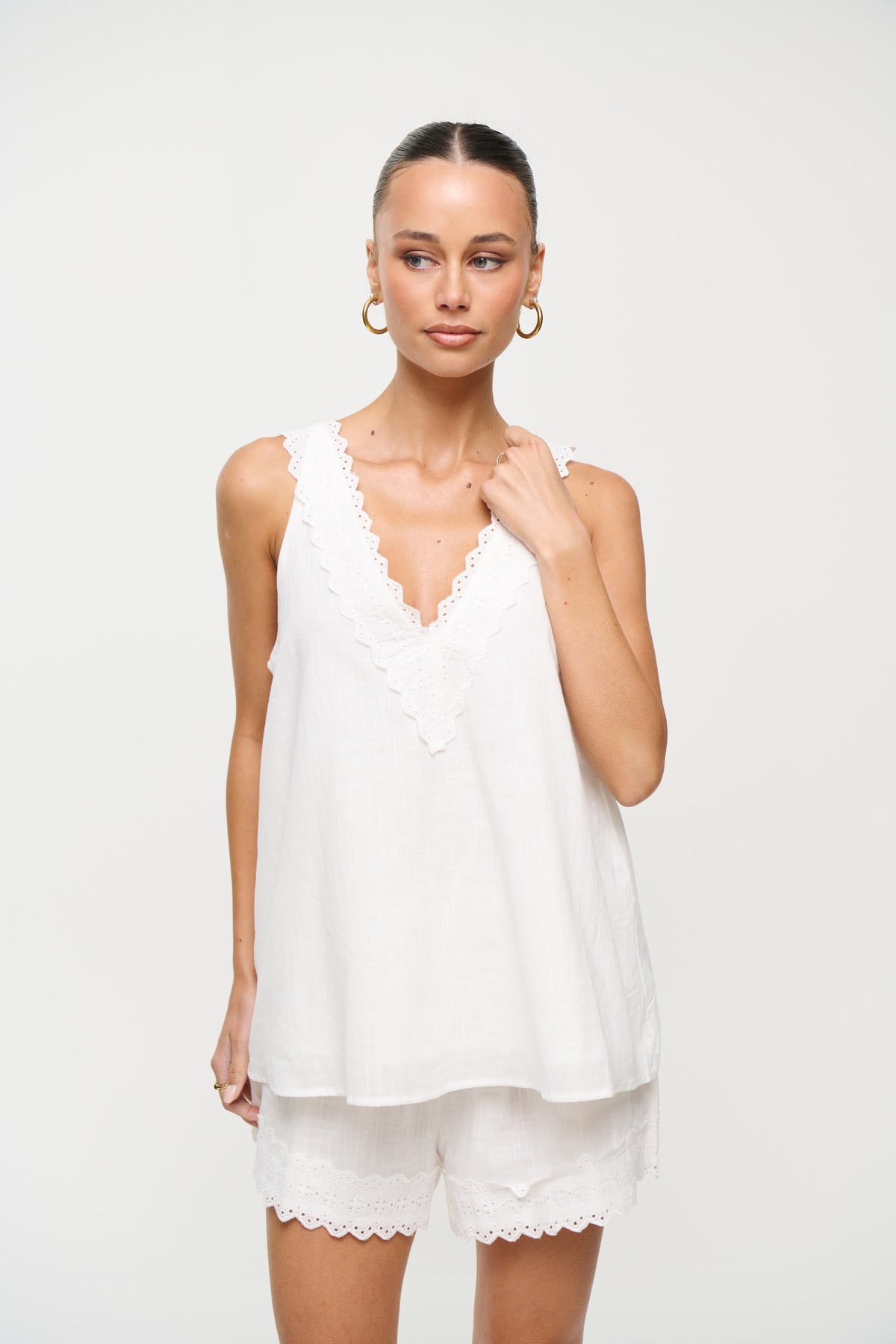 Madeline Lace Trim Set White