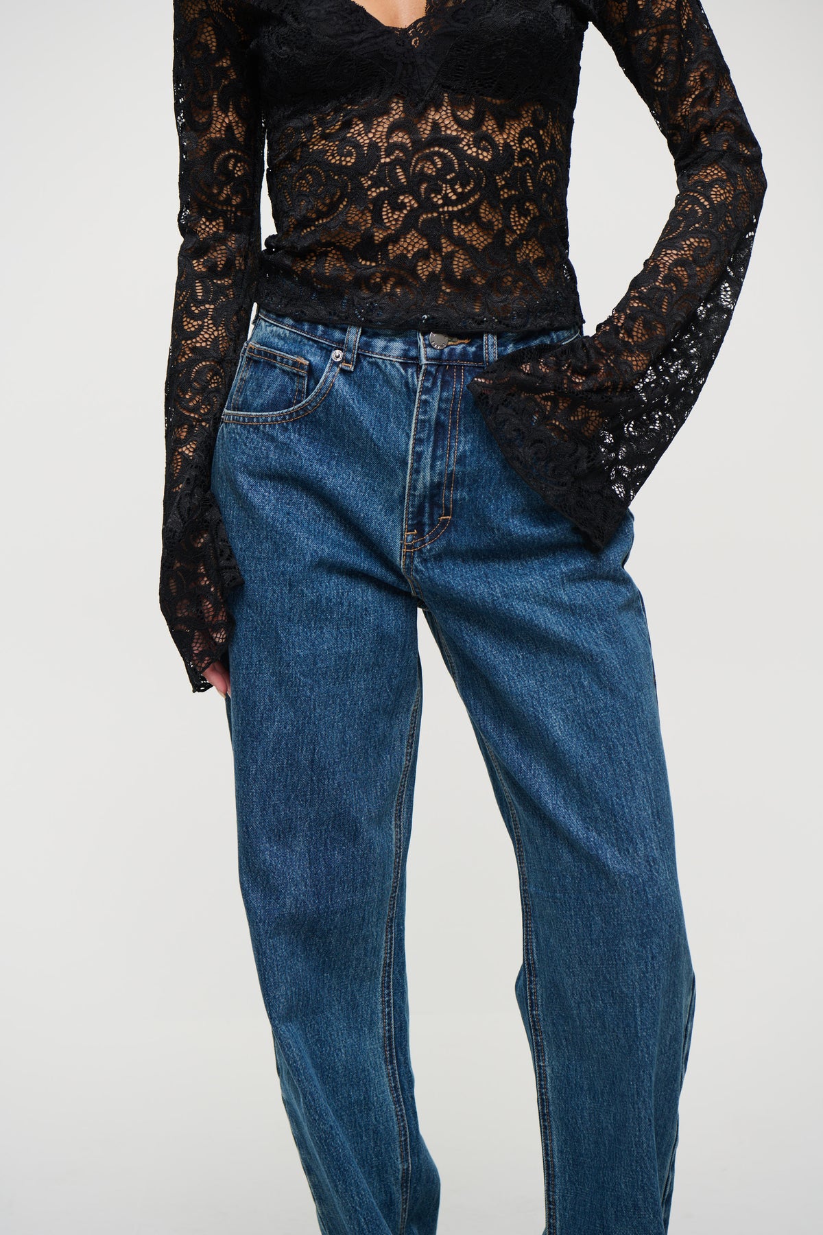 Valencia Straight Leg Jean Blue