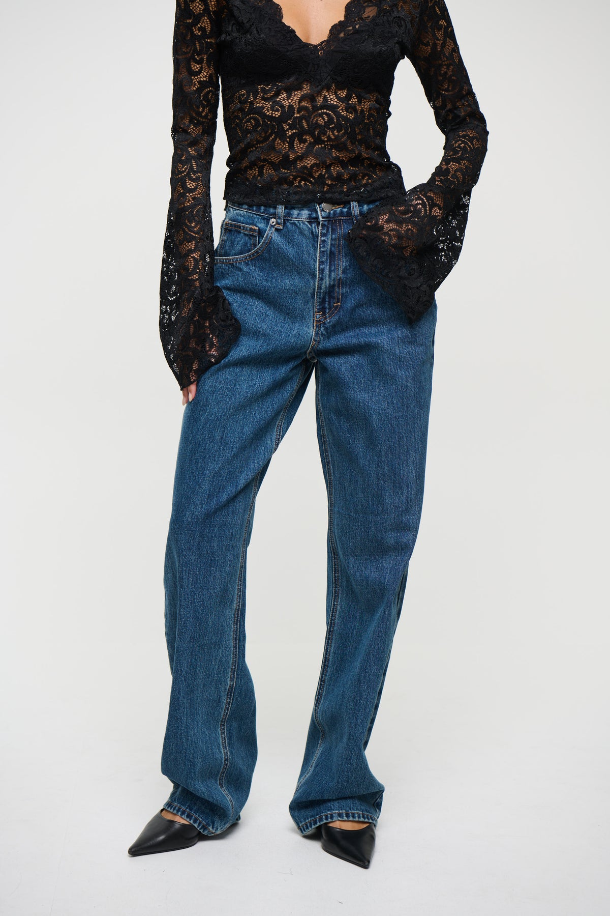 Valencia Straight Leg Jean Blue