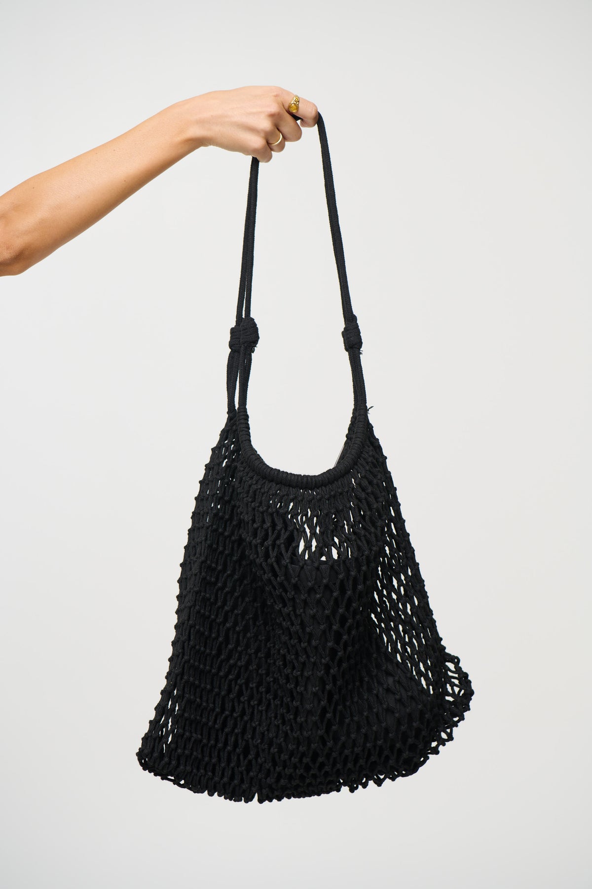 Knotted Net Shoulder Bag Black