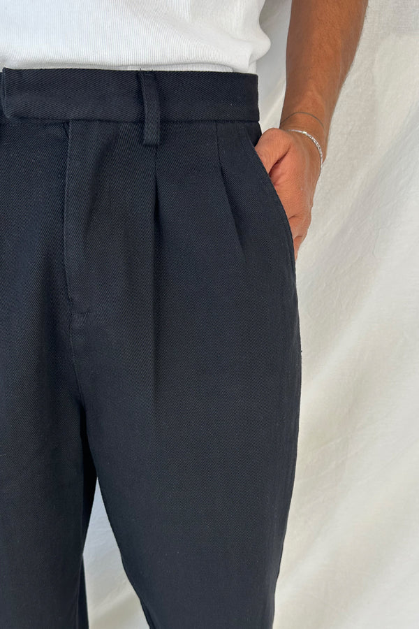 Simon Baggy Pleat Pant Black