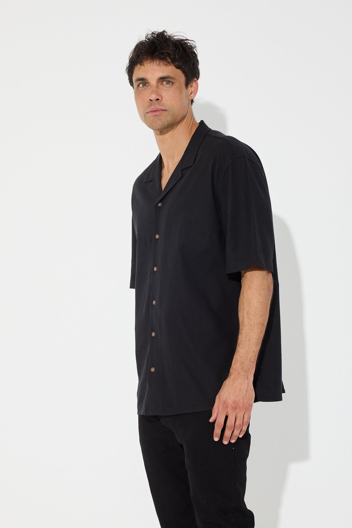 Petros Linen Shirt Black
