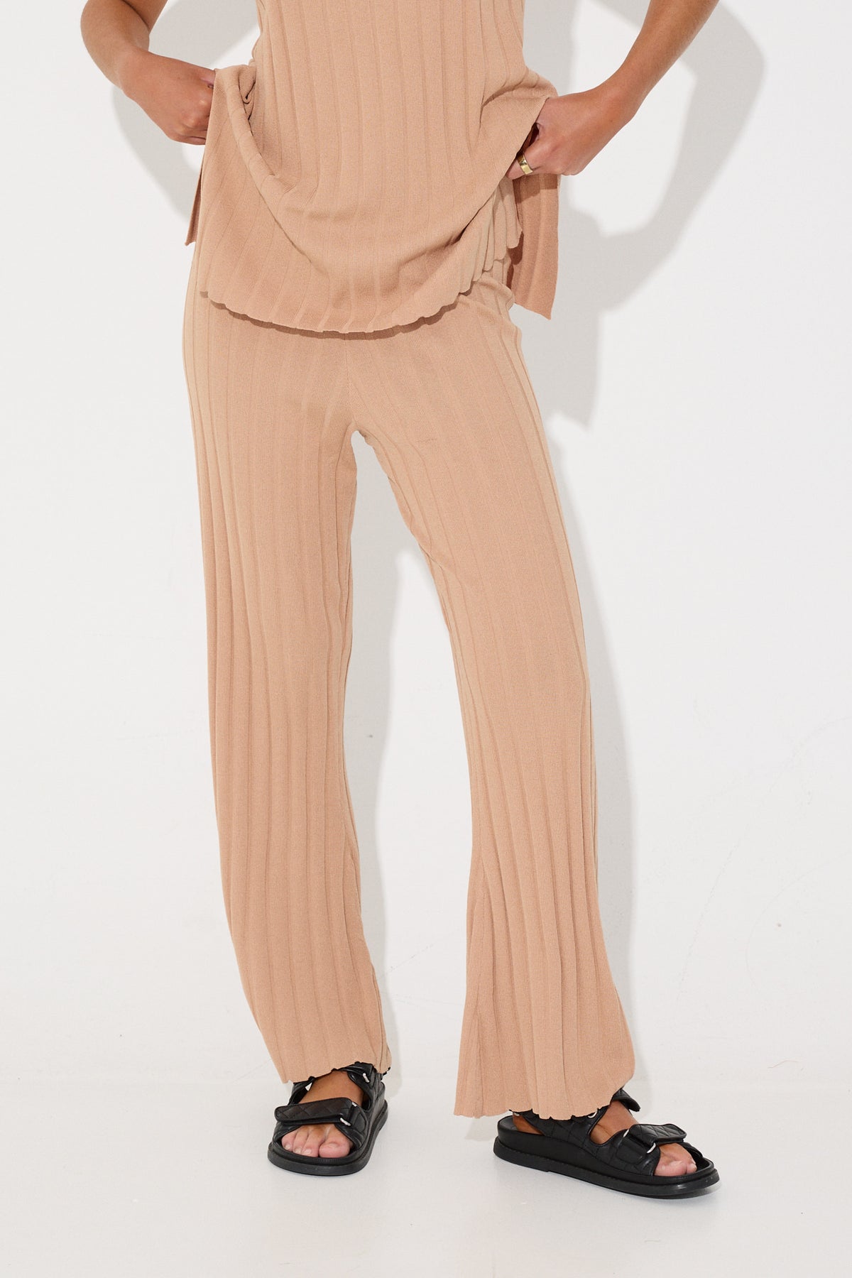 Lucia Ribbed Pant Latte