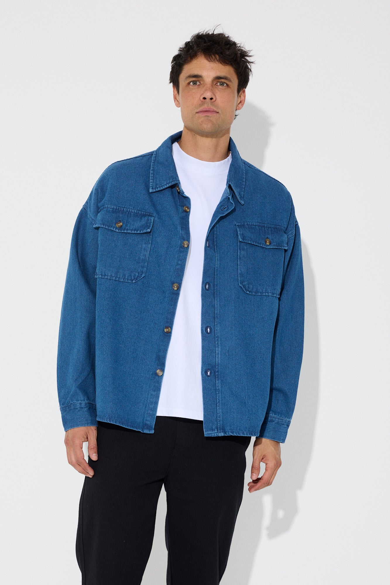 春新作の シャツ VAULTROOM DENIM OVERSHIRT / BLK シャツ