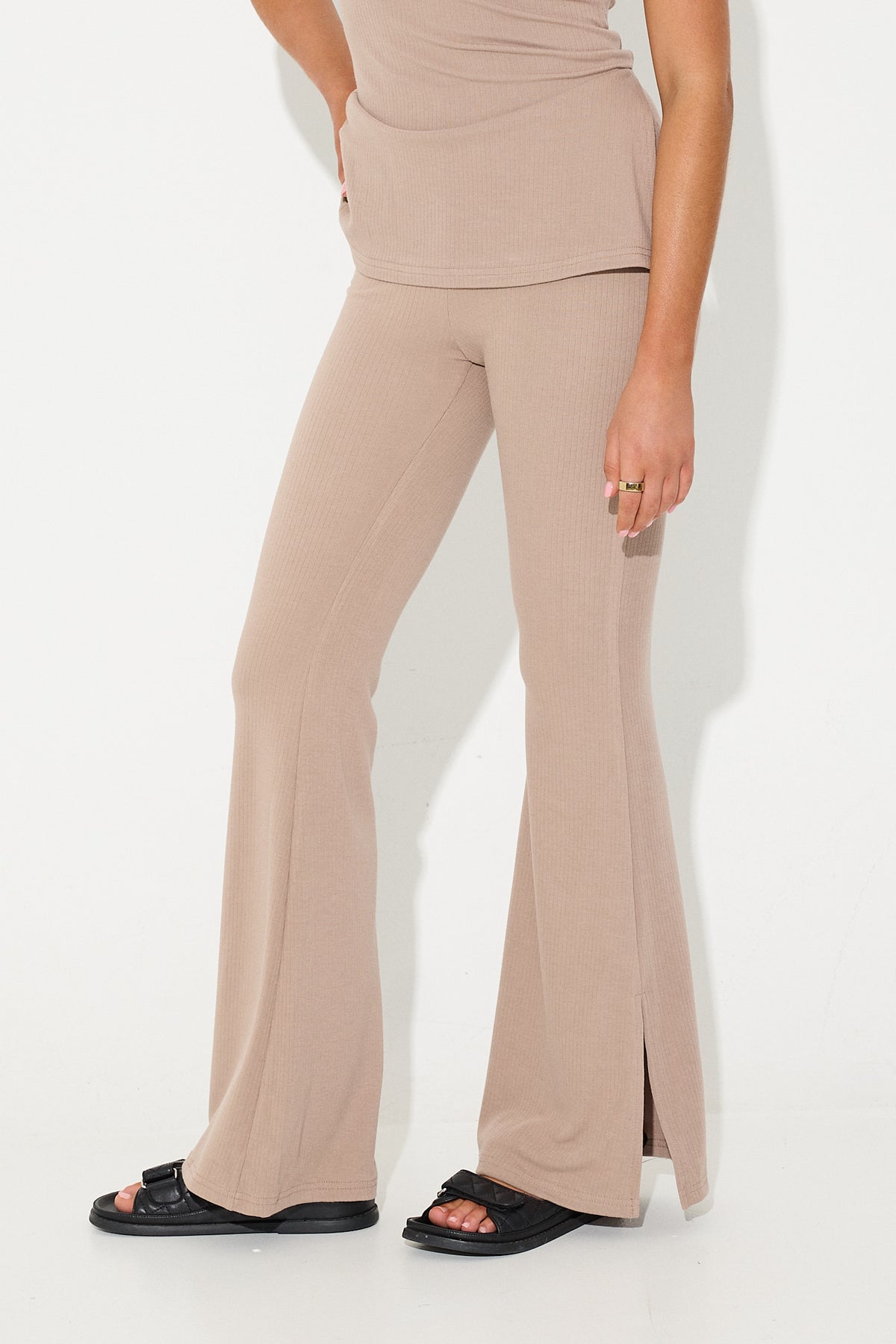 Boston Ribbed Flares Mushroom
