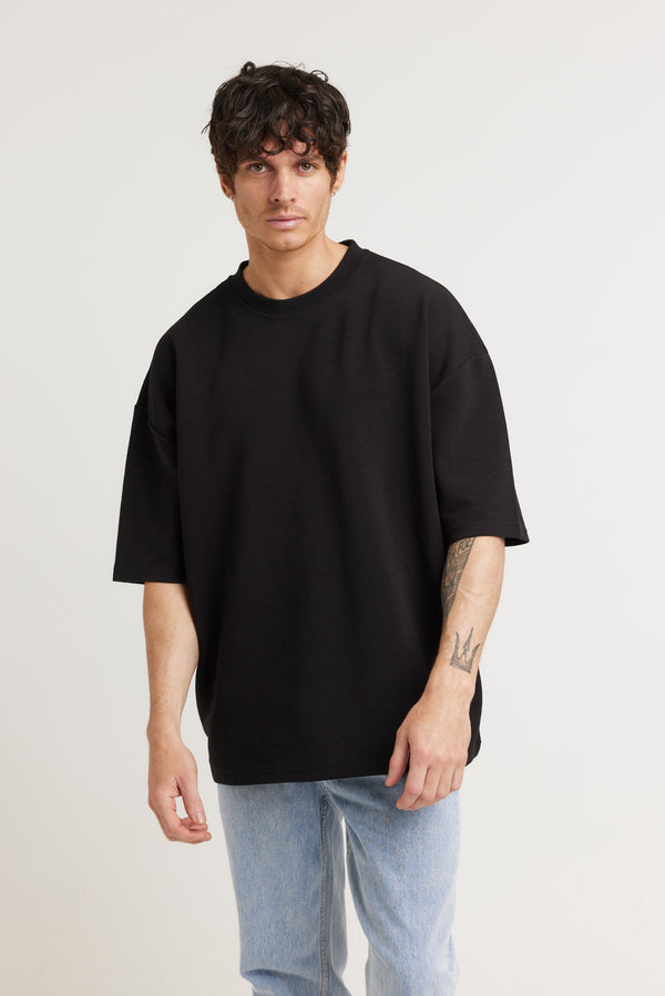 Texture Box Tee Black