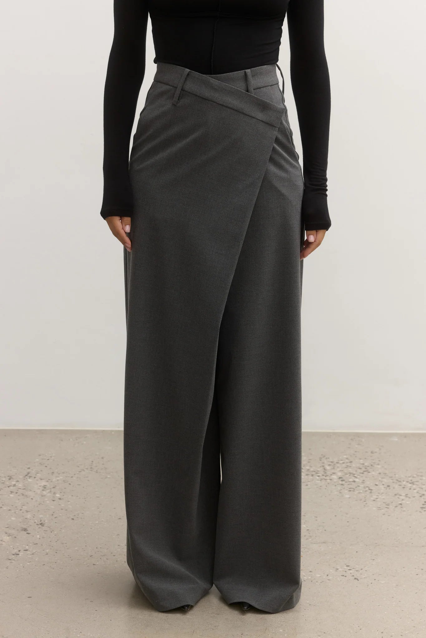 Brayden Pant  Charcoal Grey