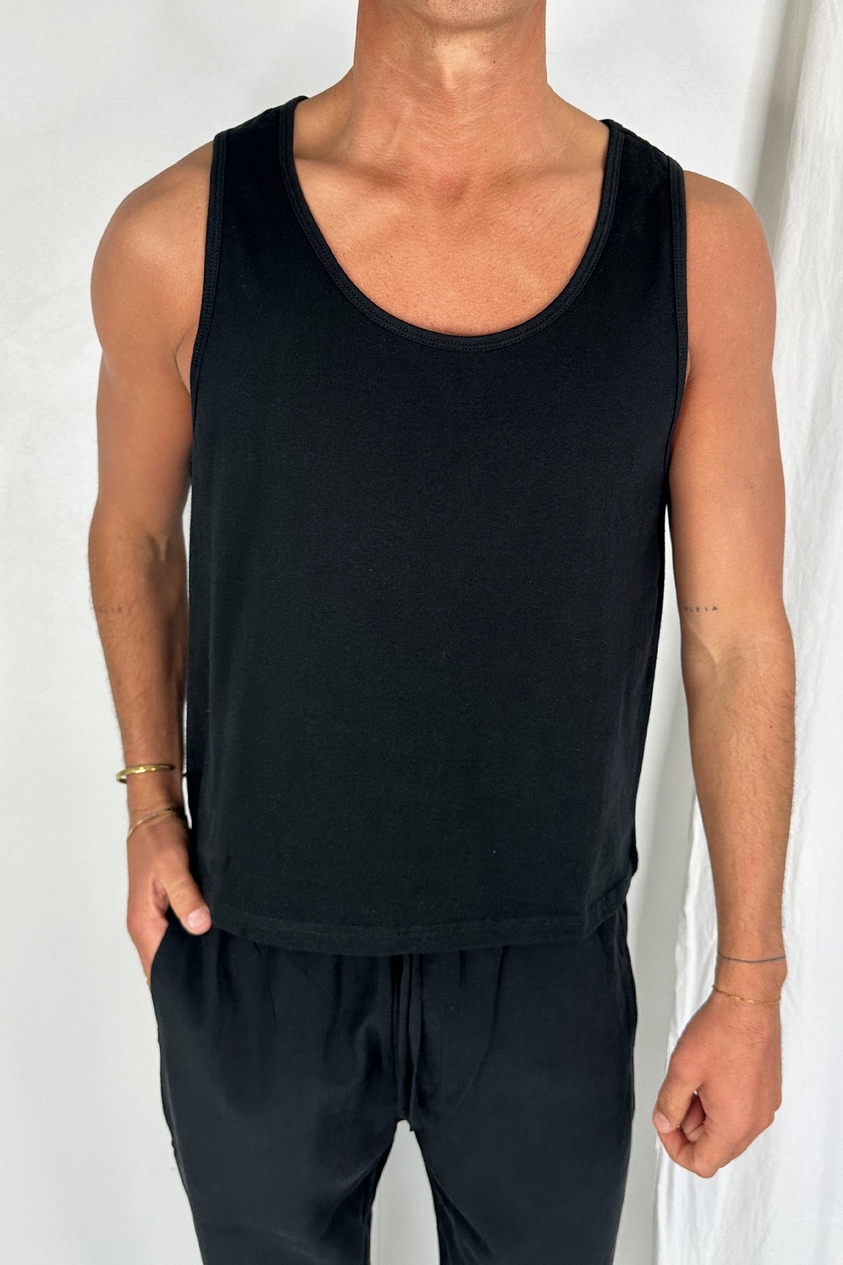 Richie Loose Crop Tank Black