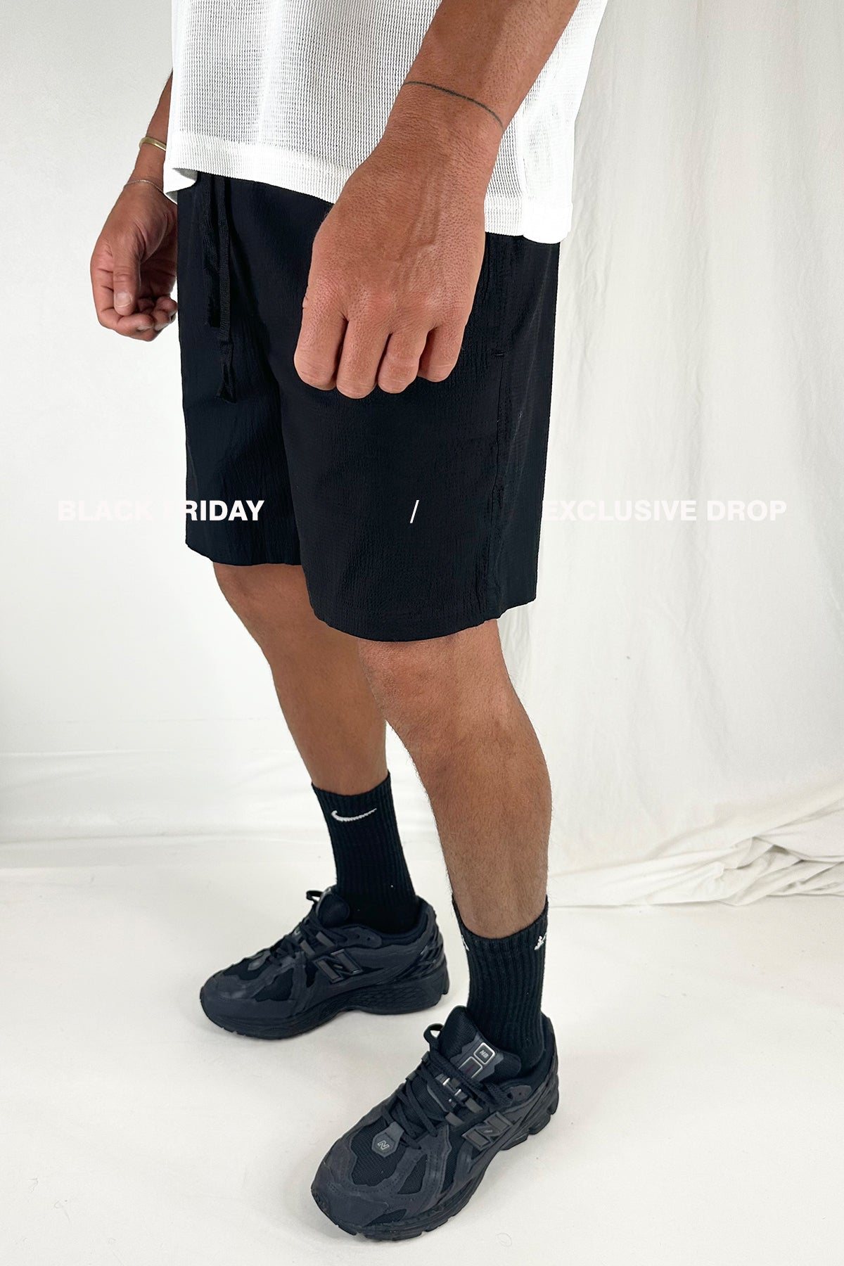 Texture Walk Short Black