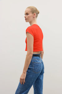 Corey Cropped T-Shirt Cherry Red