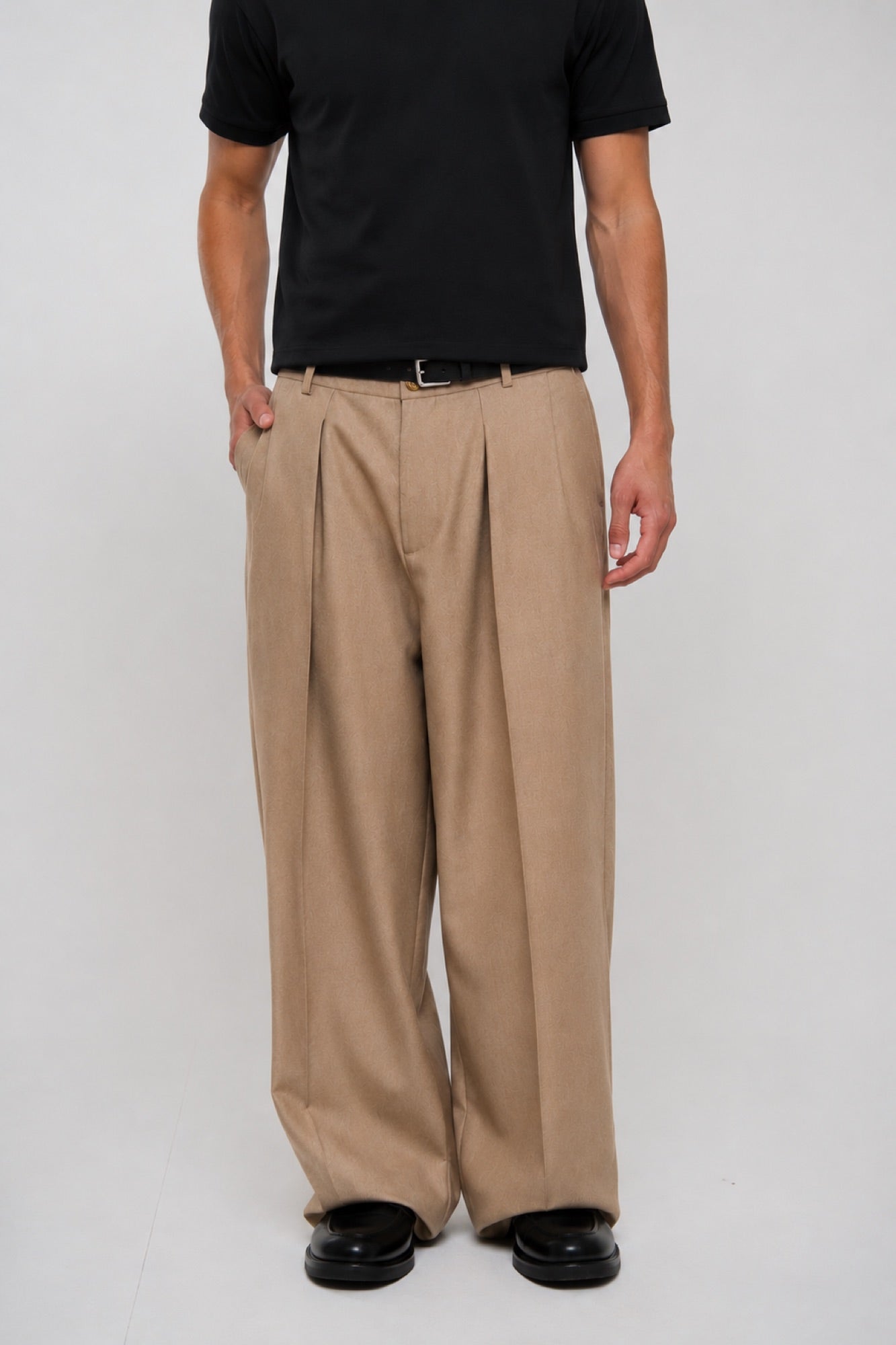 Josh Baggy Pant Sand