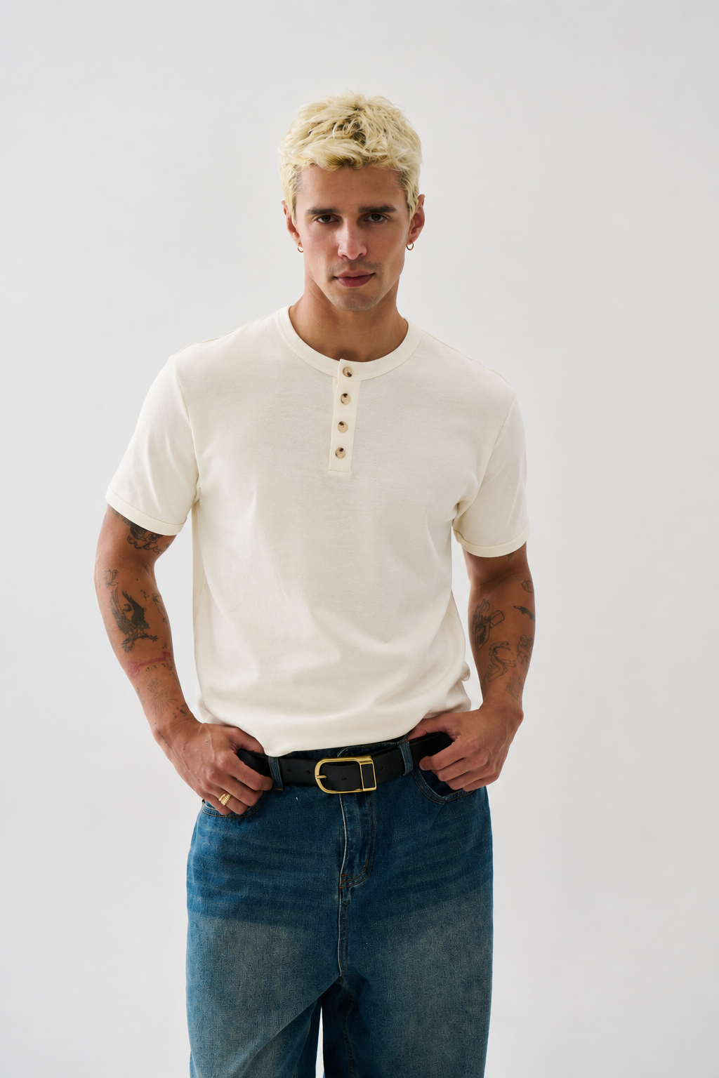 Jackson Fitted Short Sleeve Henley Ivory