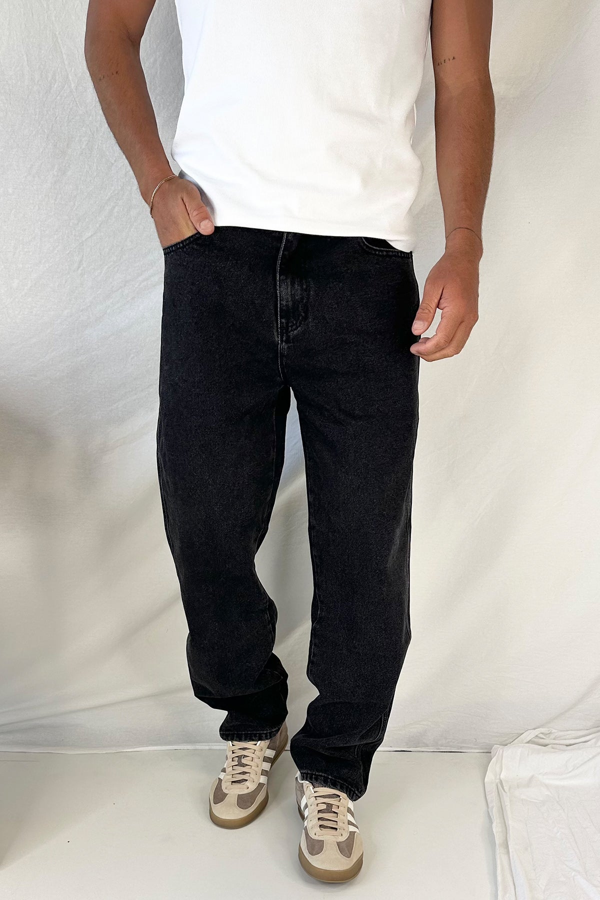 Bobby Classic Denim Vintage Black