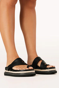 Armas Sandal Black