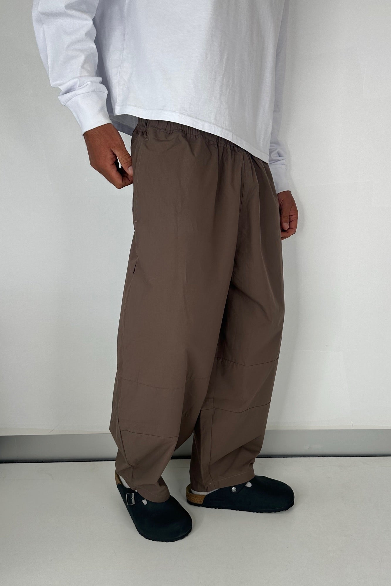 Julius Baggy Pant Mocha