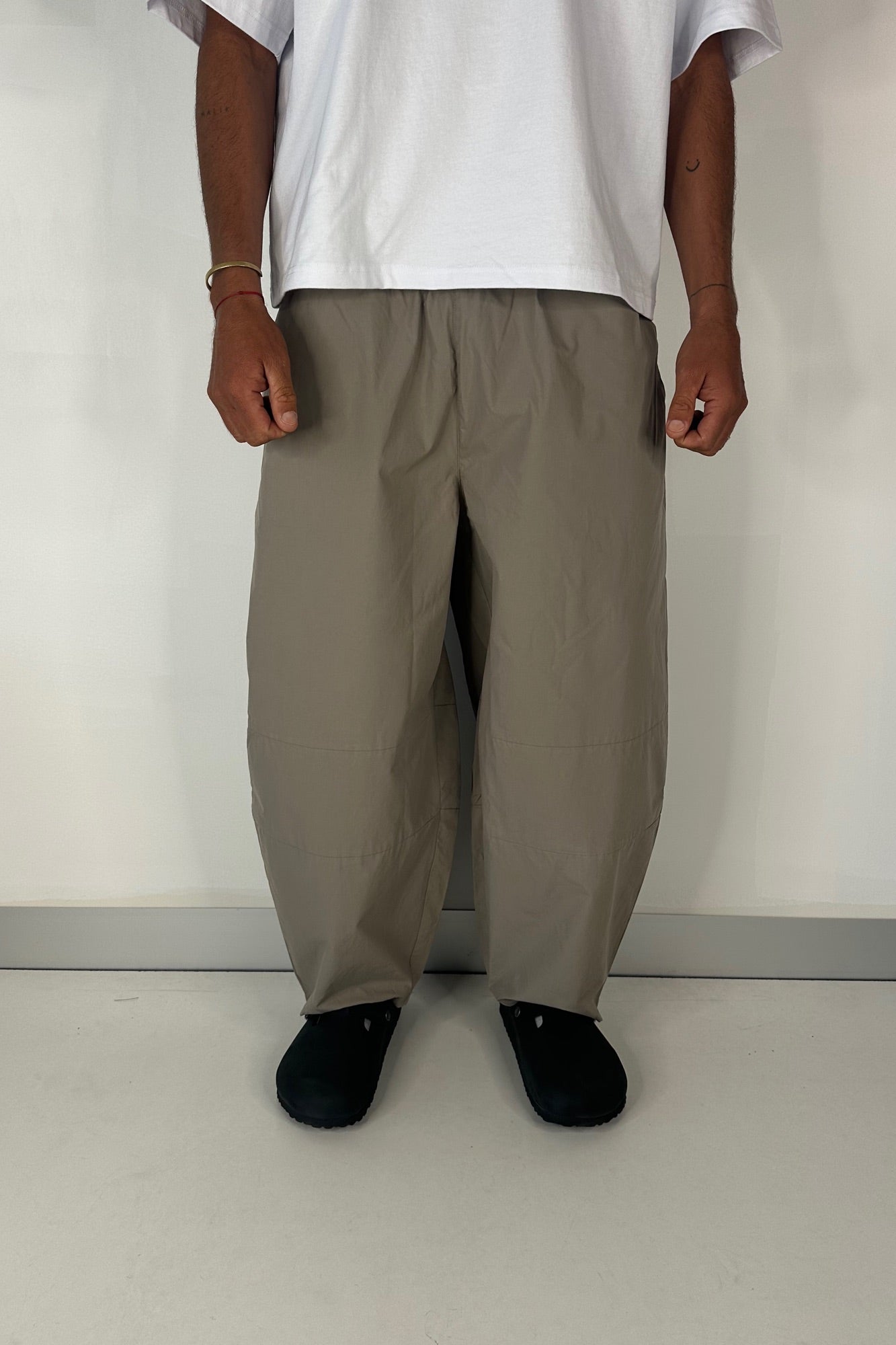 Julius Baggy Pant Khaki