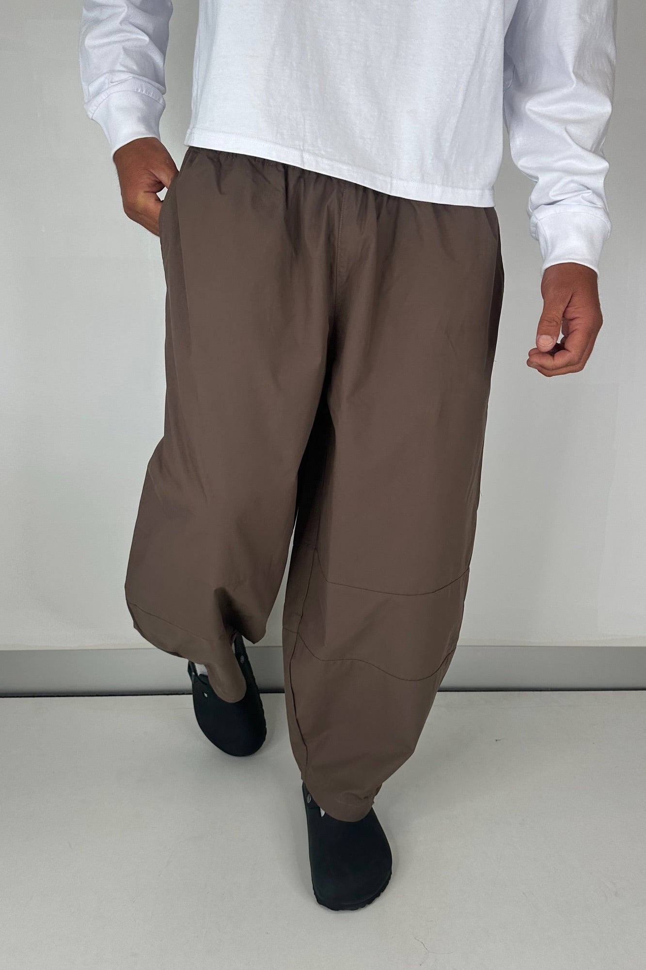 Julius Baggy Pant Mocha