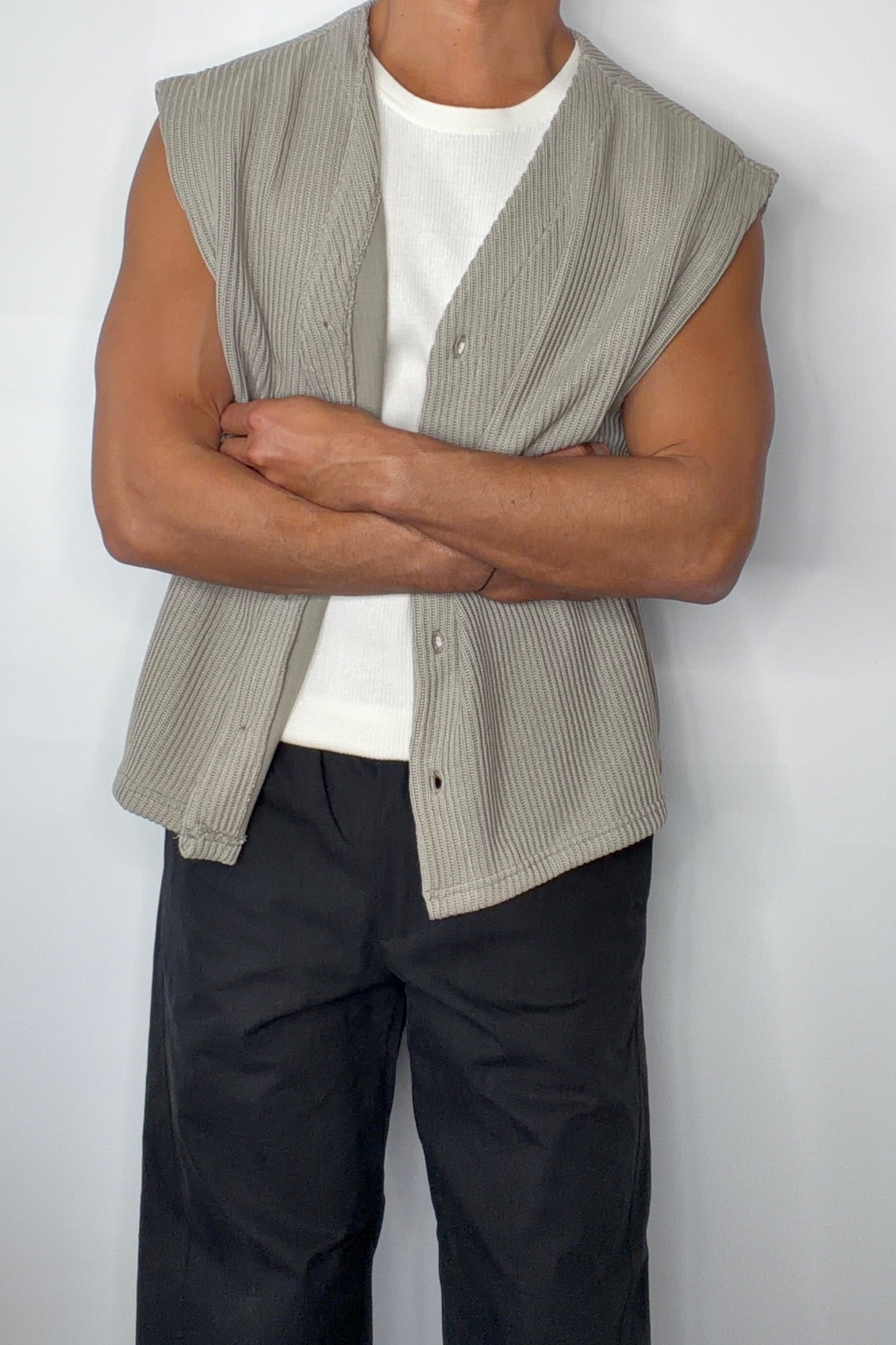 Cassius Knitted Vest Khaki