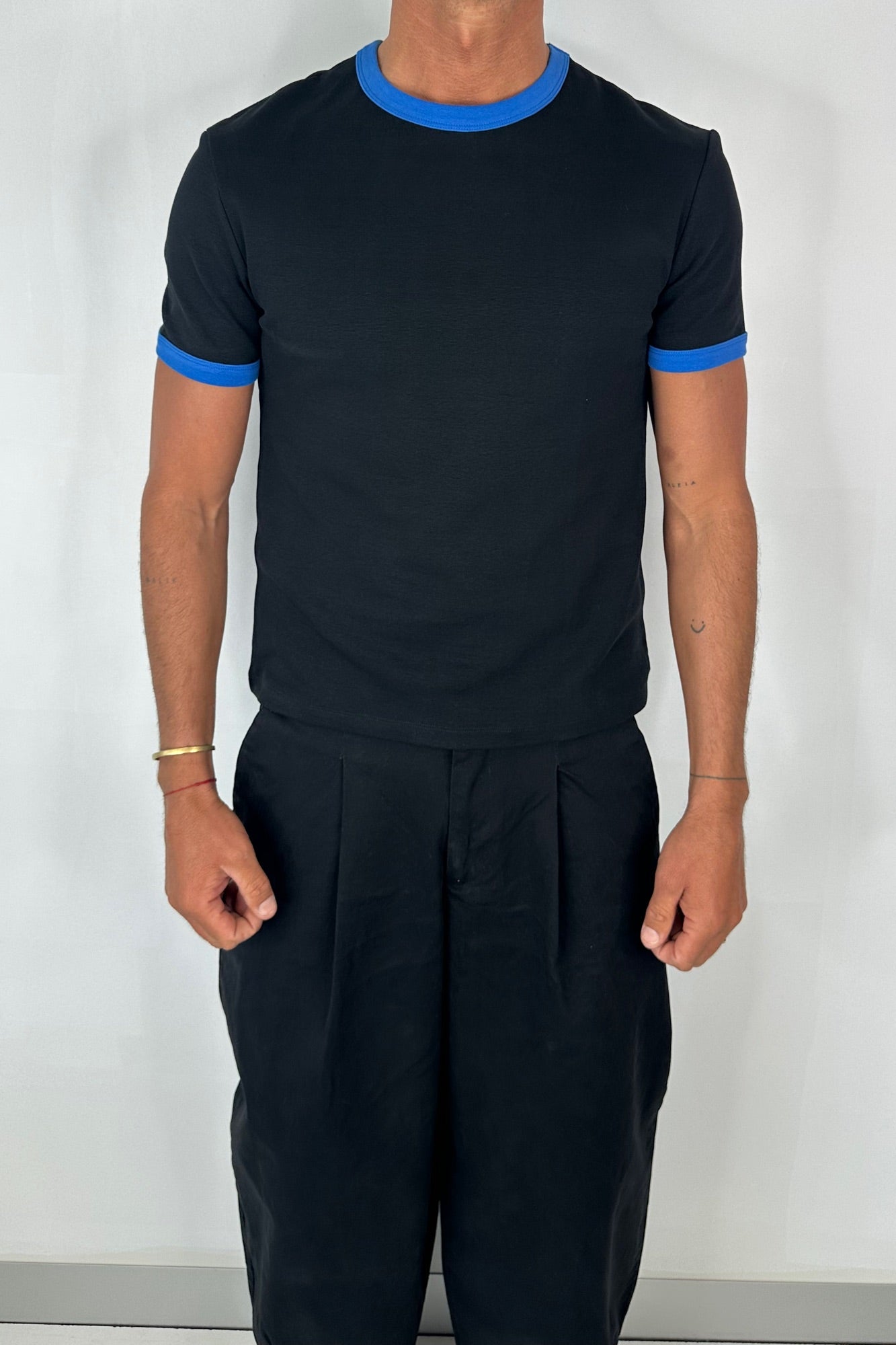 Charlie Ringer Tee Black