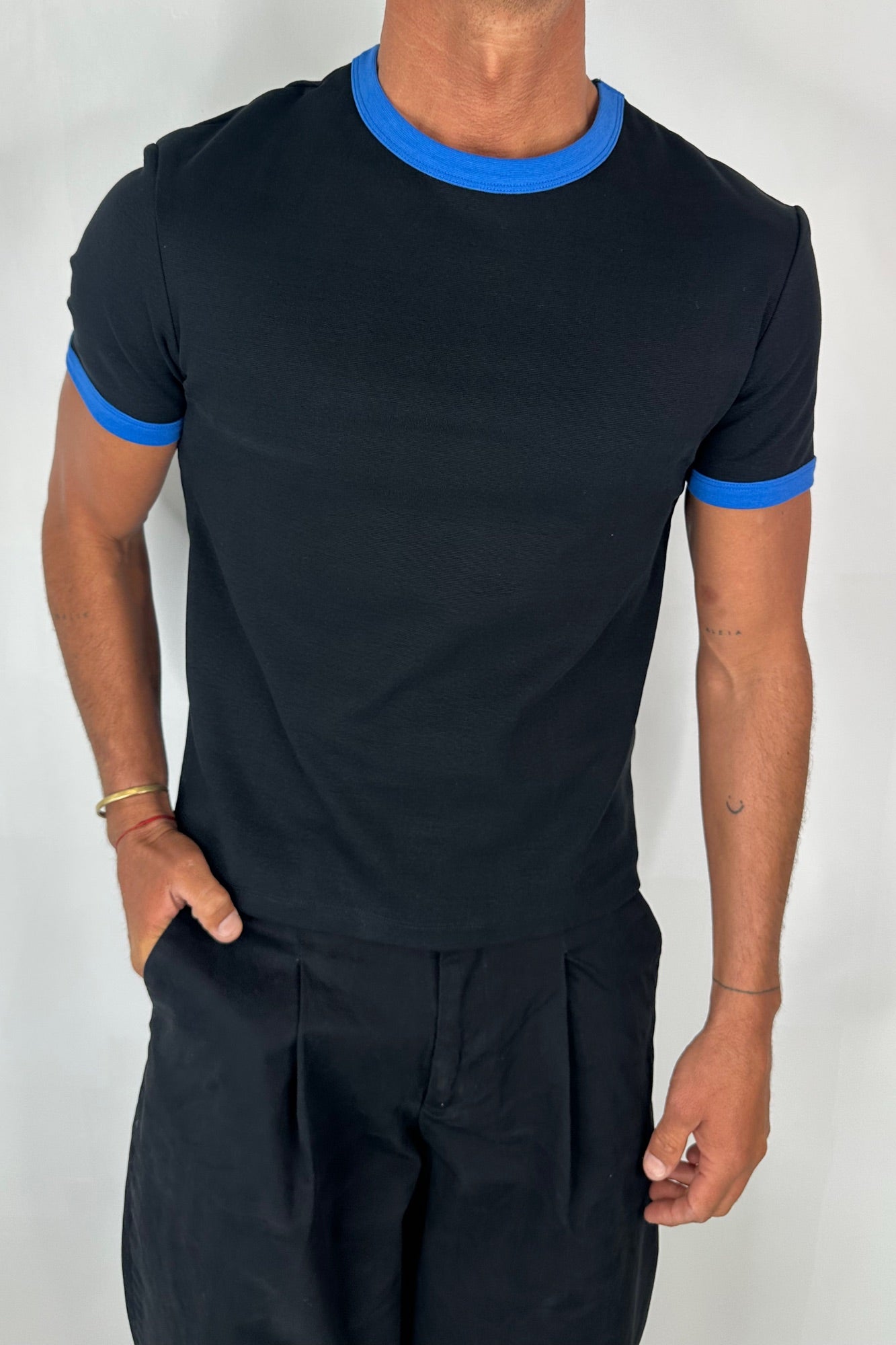 Charlie Ringer Tee Black