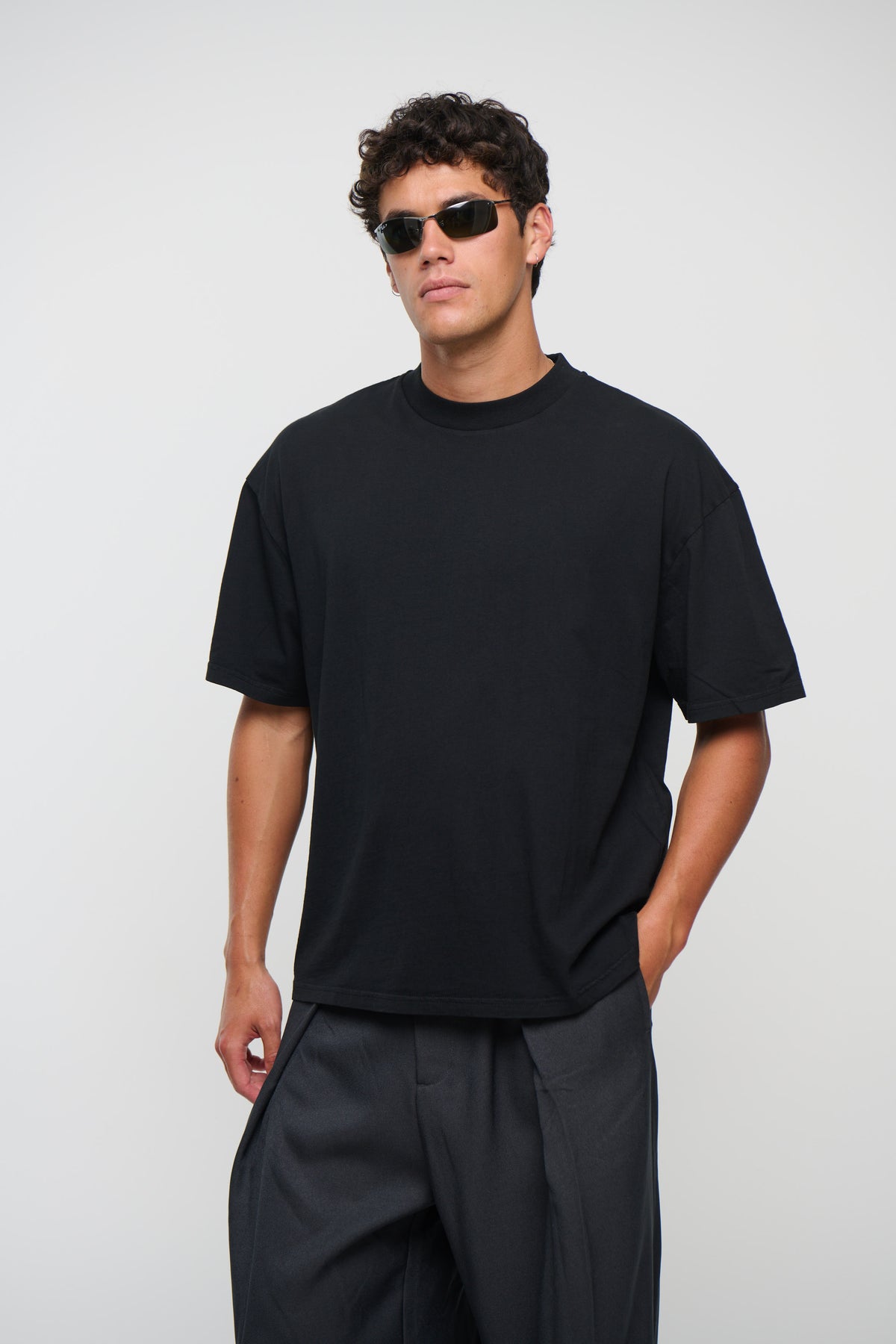 Billy Regular Fit Tee Black